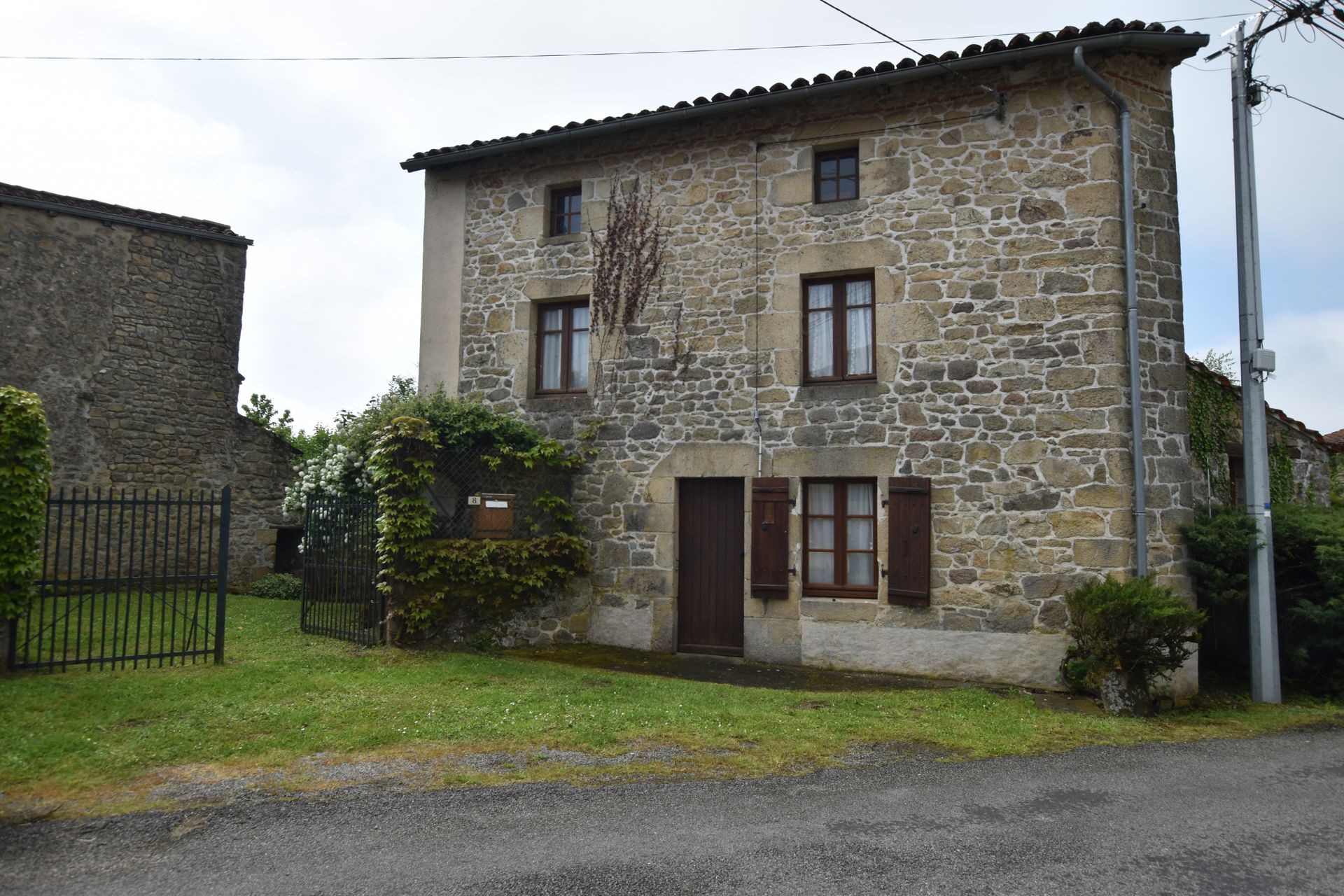 loger dans Saint-Symphorien-sur-Couze, Nouvelle-Aquitaine 11848178