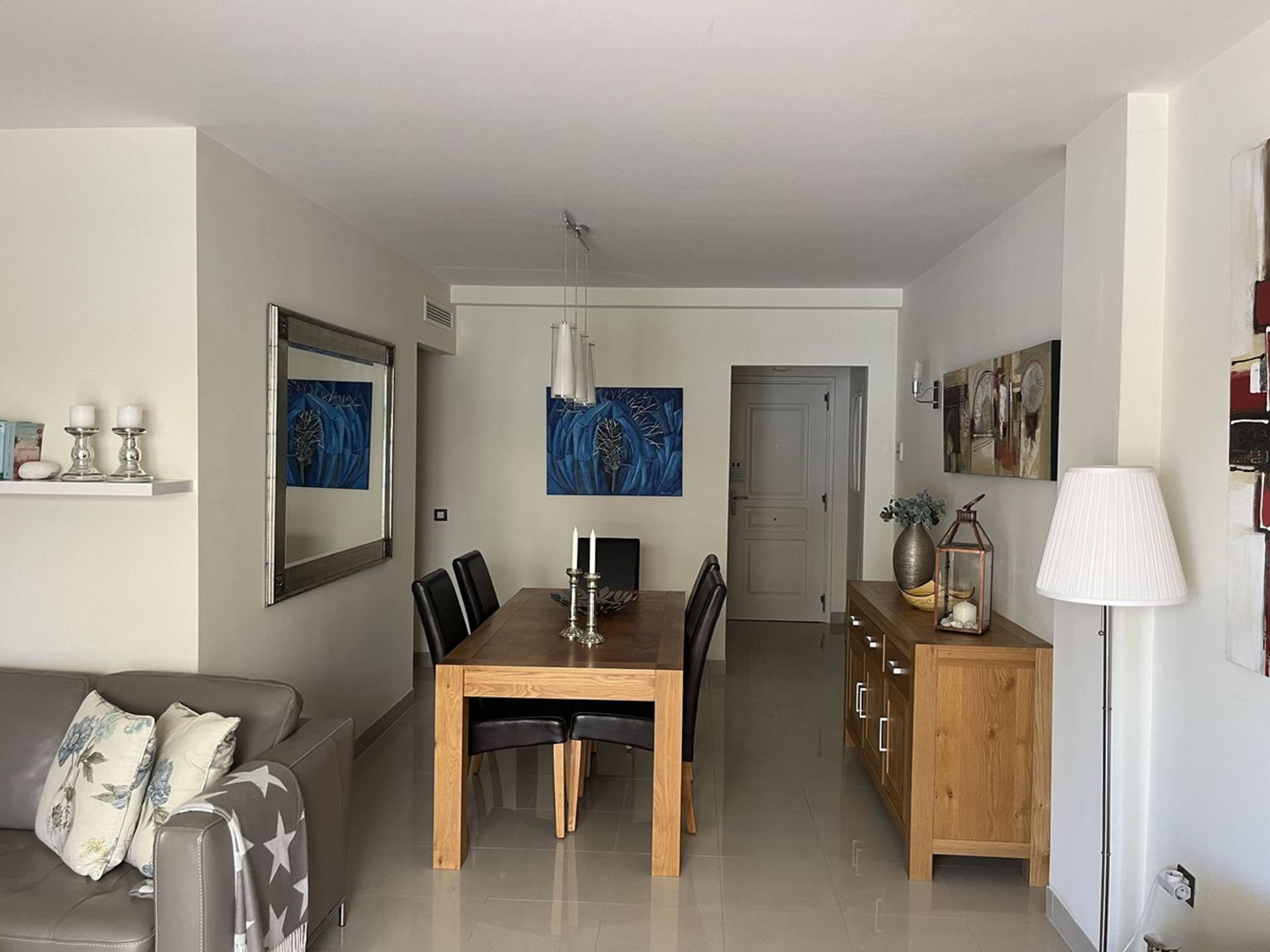 Osakehuoneisto sisään Estepona, Andalucía 11849034