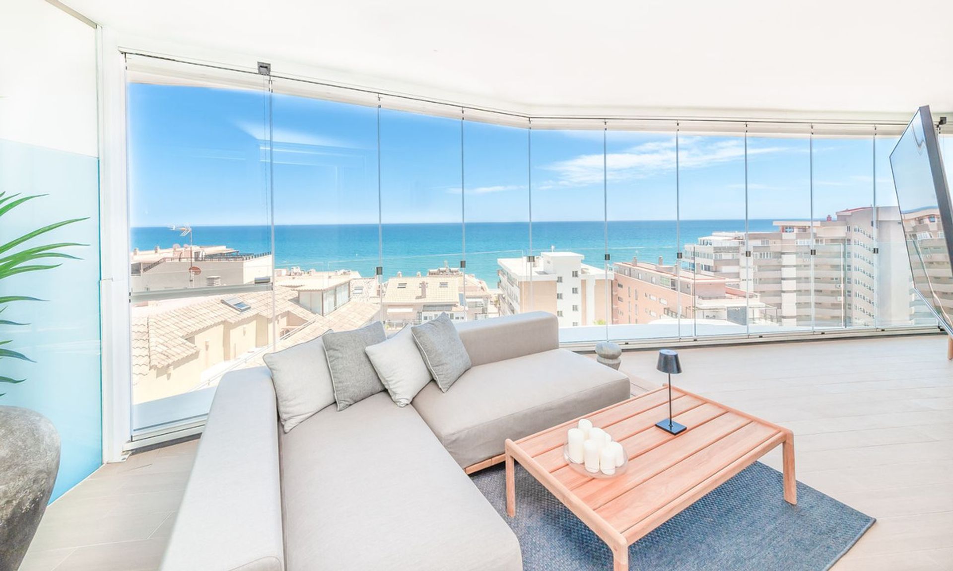 Condominio en Benalmádena, Andalucía 11849035