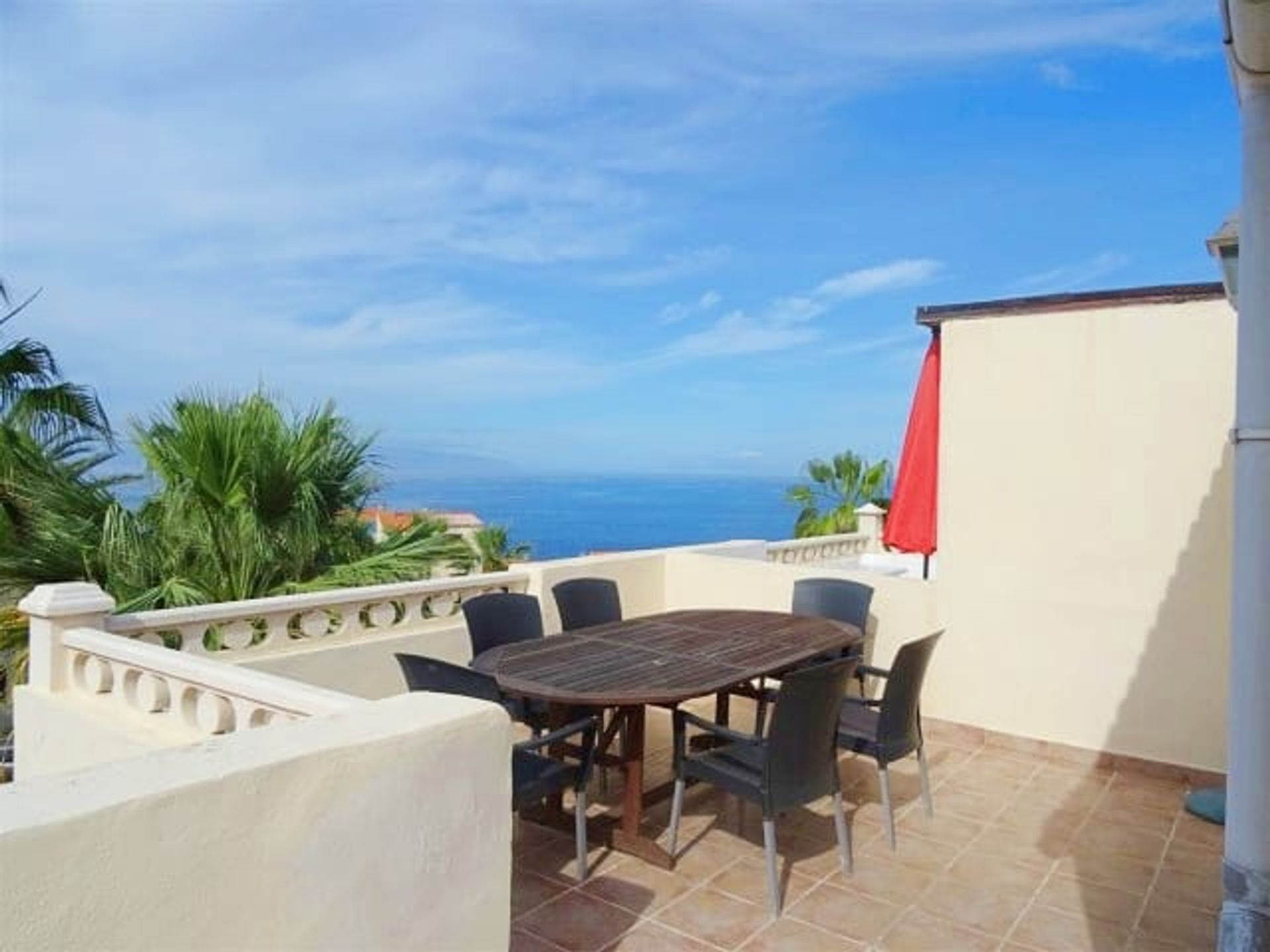 Condominium in Las Llanadas, Canary Islands 11849416