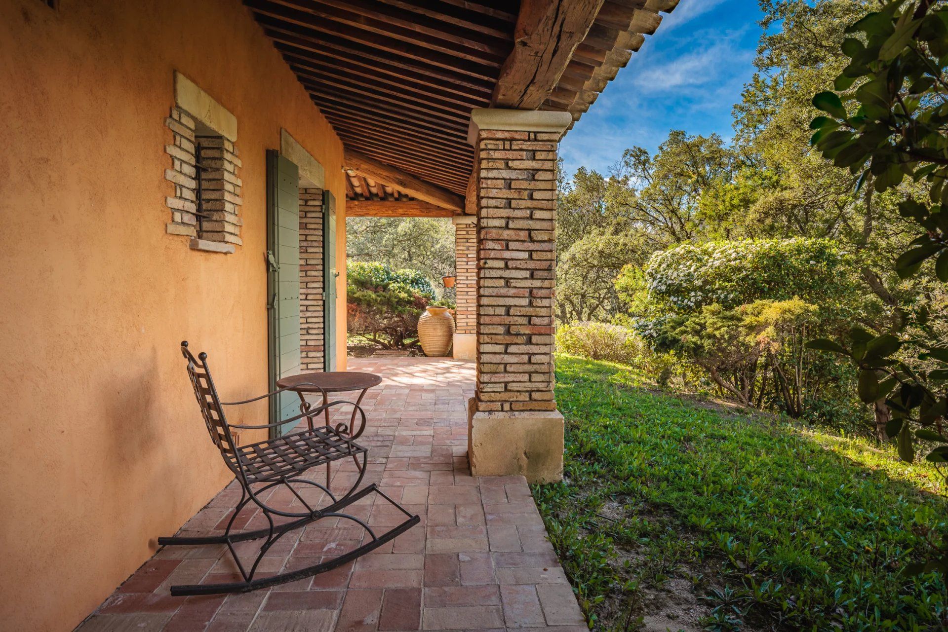 casa en Le Plan-de-la-Tour, Provence-Alpes-Cote d'Azur 11849670