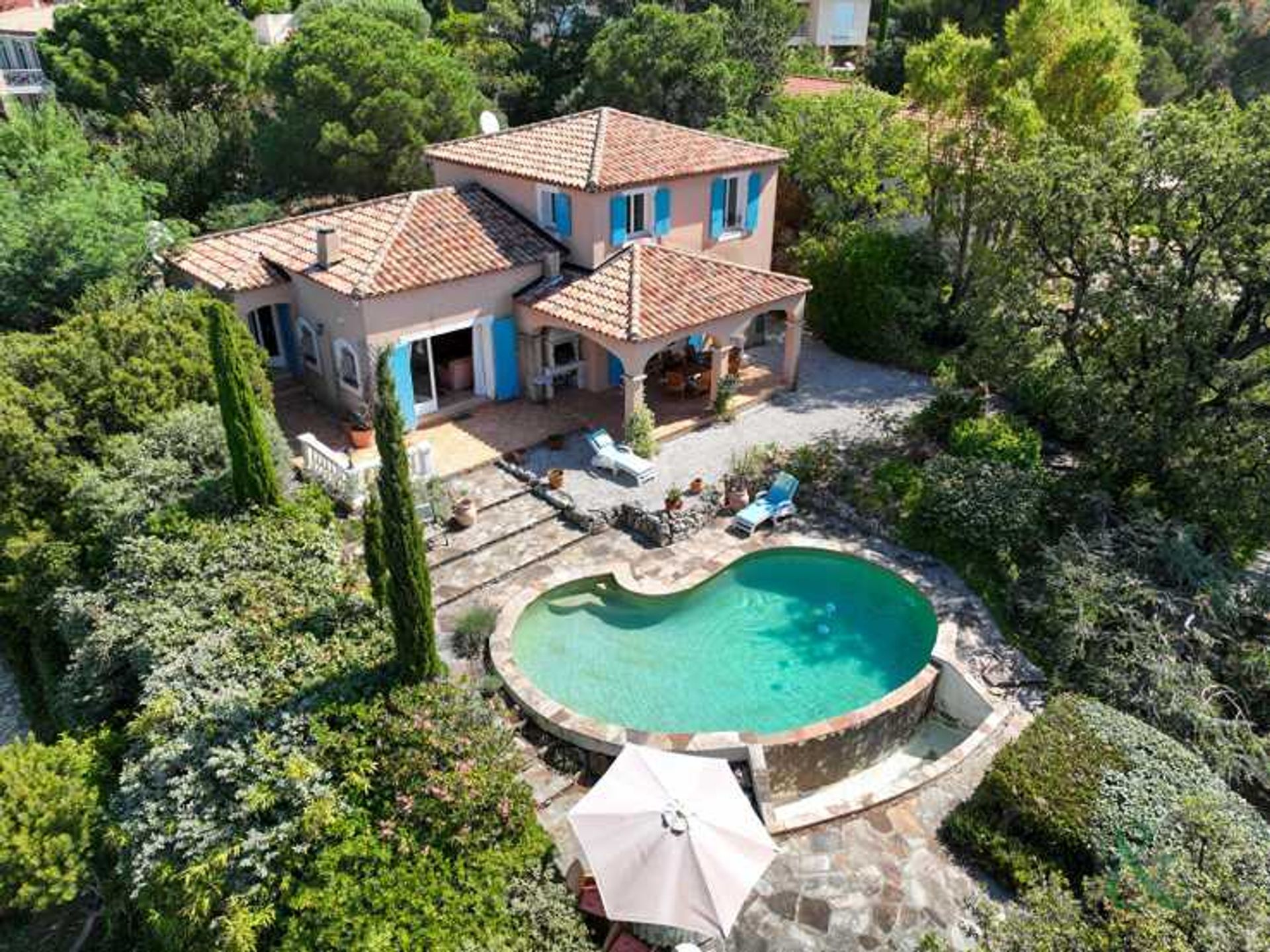 Casa nel Le Lavandou, Provence-Alpes-Côte d'Azur 11850345