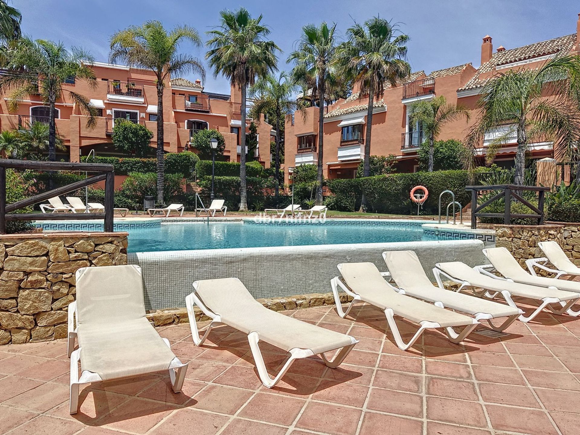 Будинок в Marbella, Andalucía 11850531