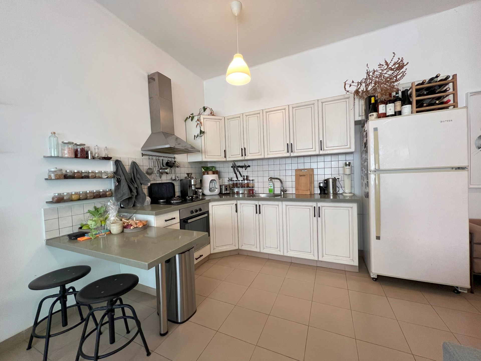 Osakehuoneisto sisään Tel Aviv-Yafo, 6 Glikson Street 11851167