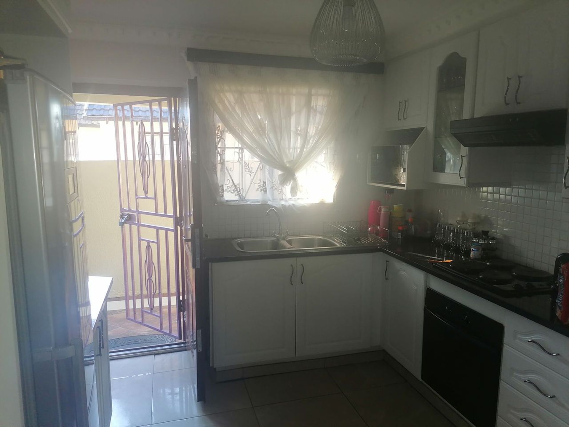 Talo sisään Midrand, Gauteng 11851187