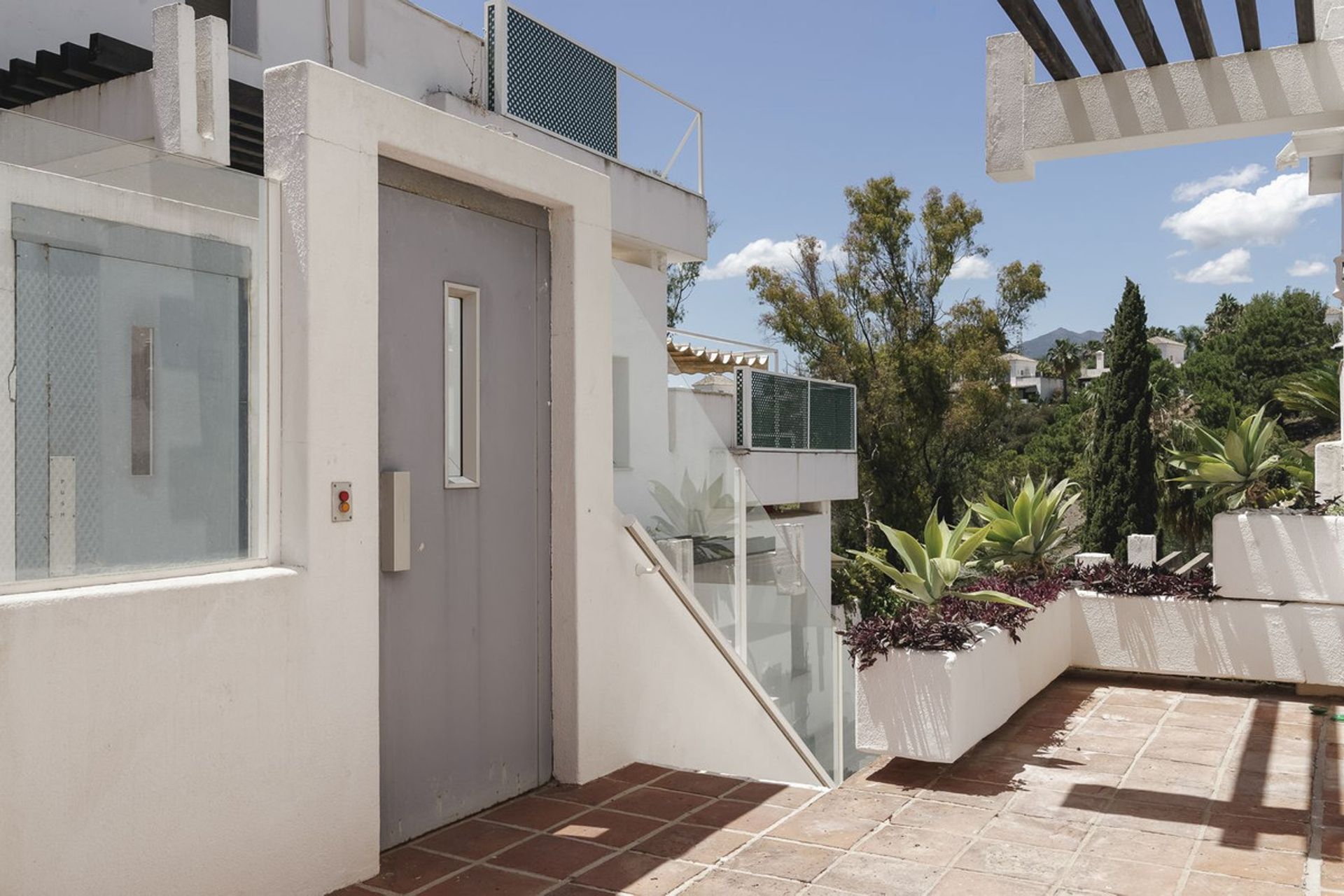 casa en Marbella, Andalusia 11852344