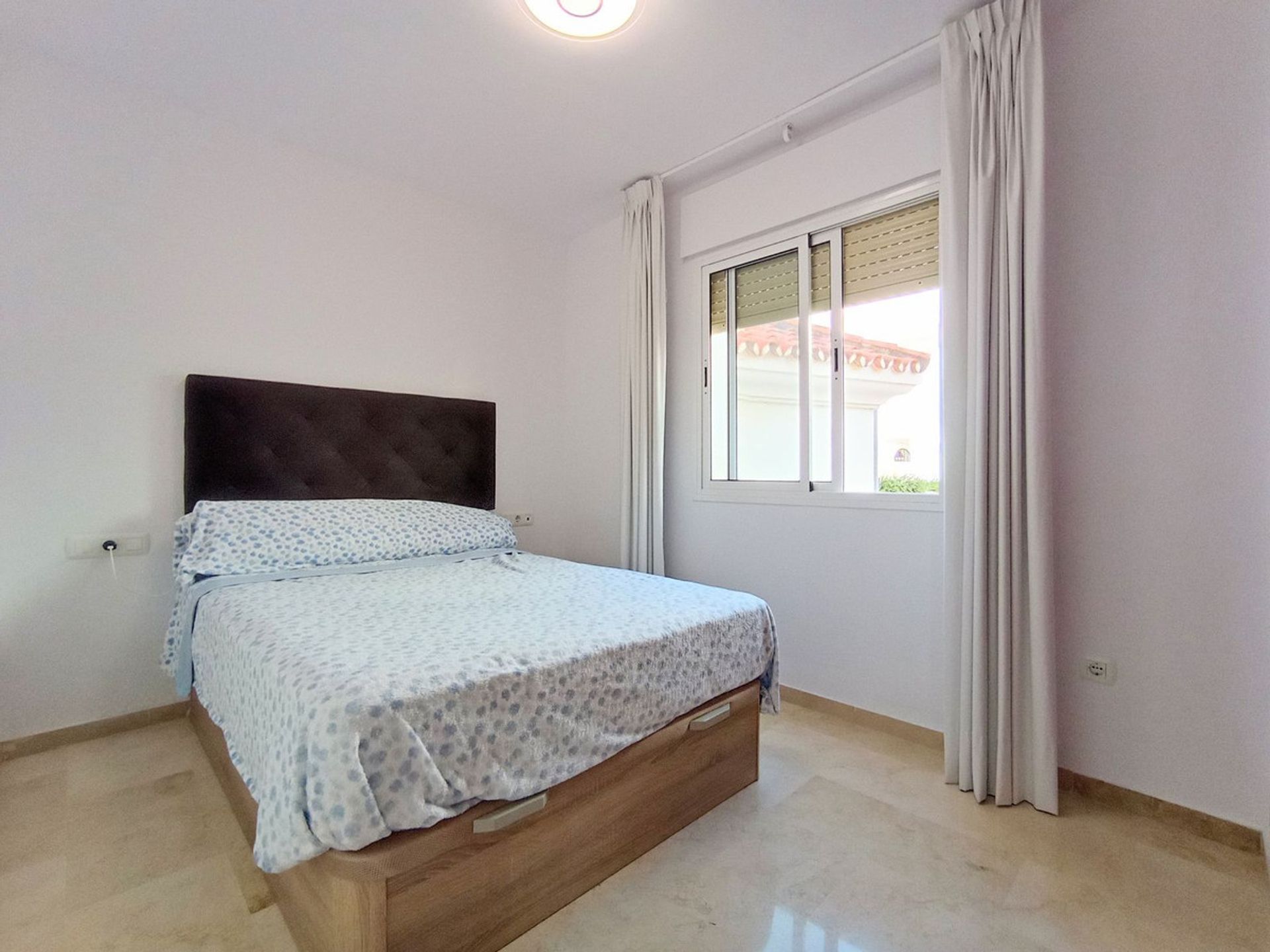 Condominio en Sitio de Calahonda, Andalusia 11852918