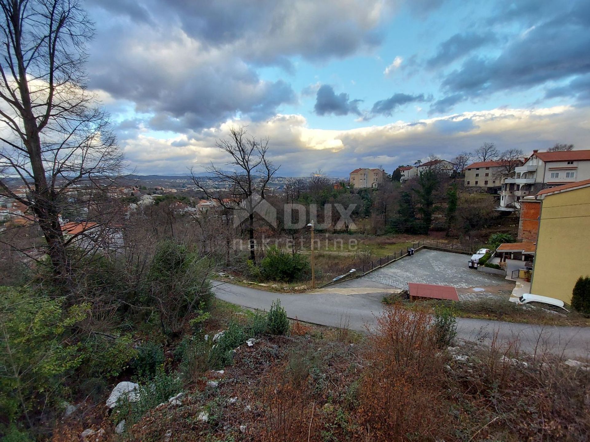 Tierra en Pobri, Primorsko-goranska županija 11854713