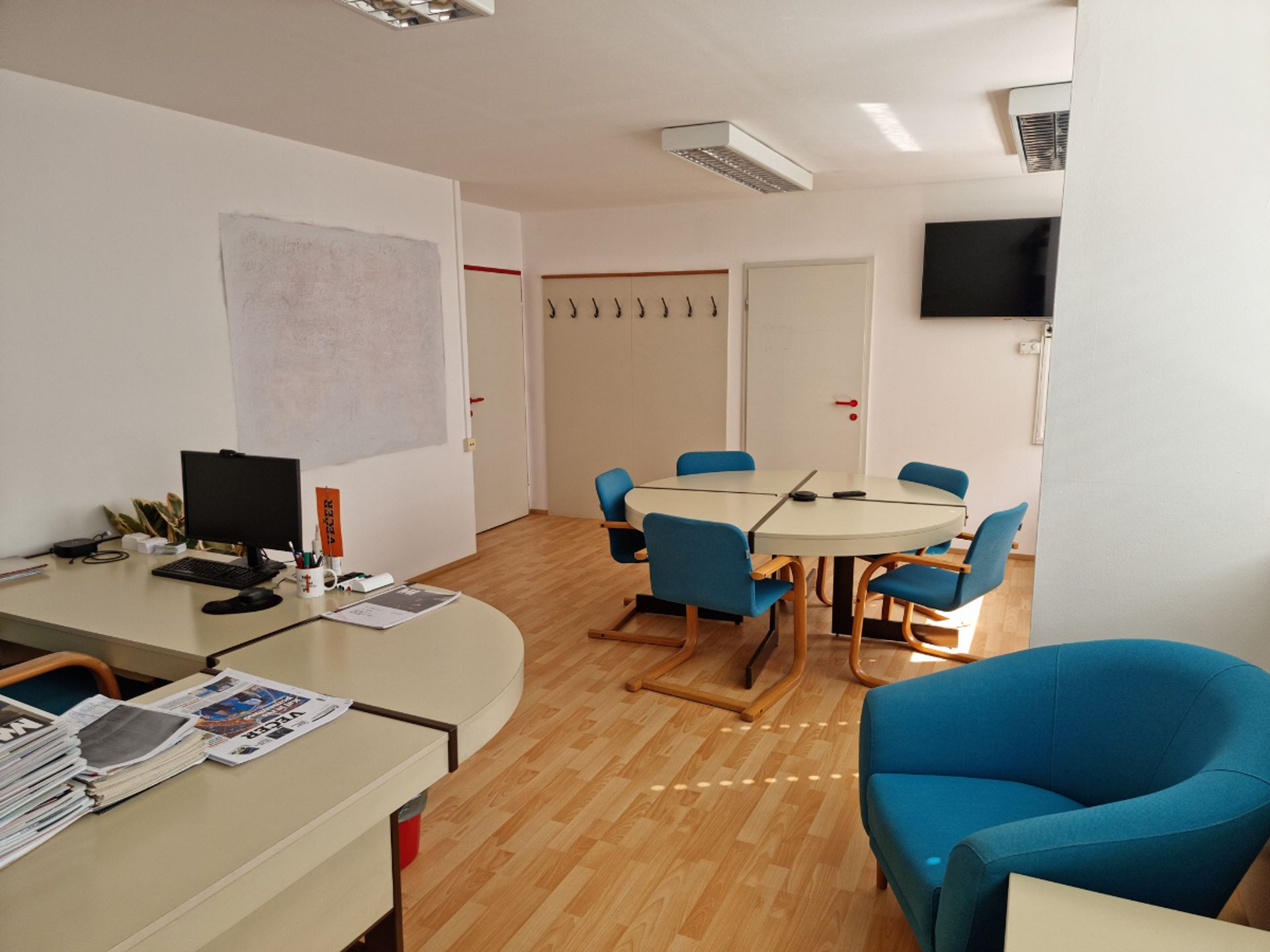 Bureau dans Maribor, Maribor 11854766