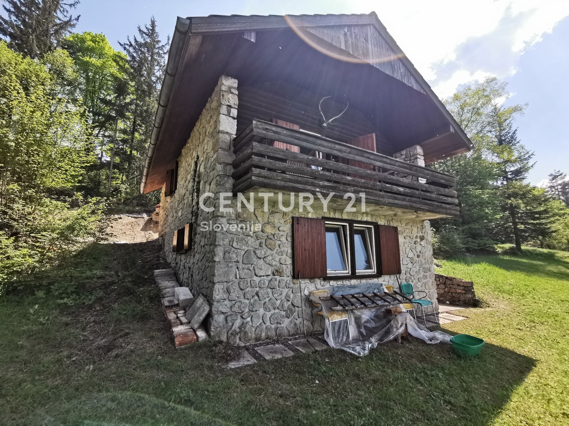 Pengecer di , Občina Hrastnik 11854785