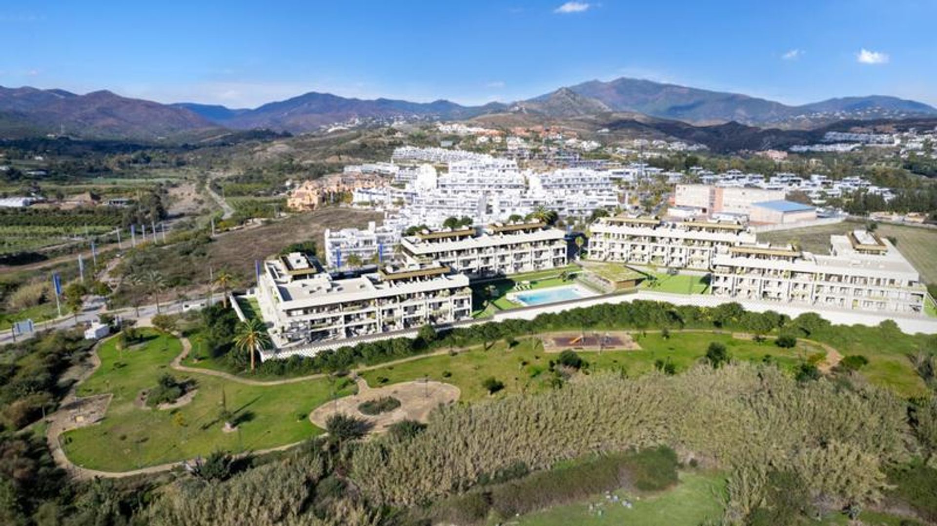 Condominio en Estepona, Andalucía 11855250