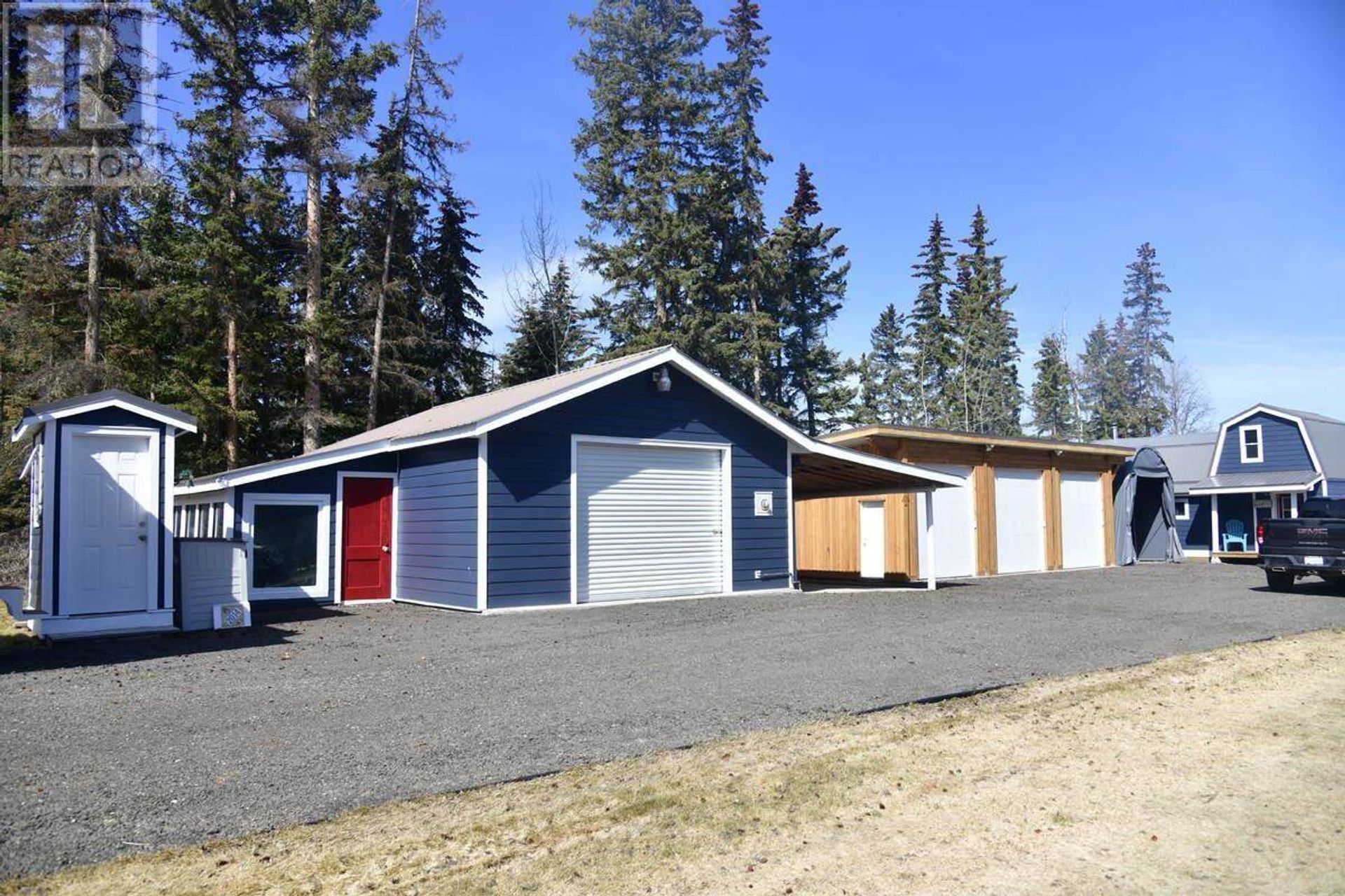 بيت في 70 Mile House, British Columbia 11856322