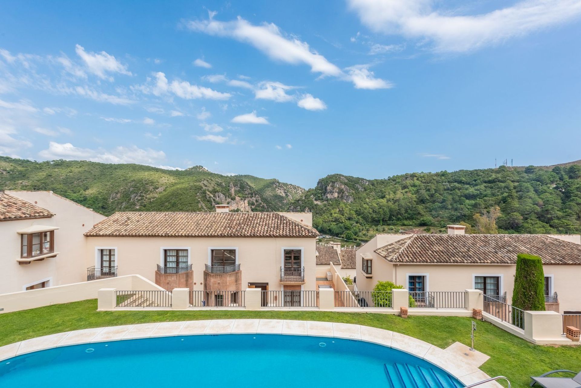 Casa nel Benahavis, Andalusia 11857278