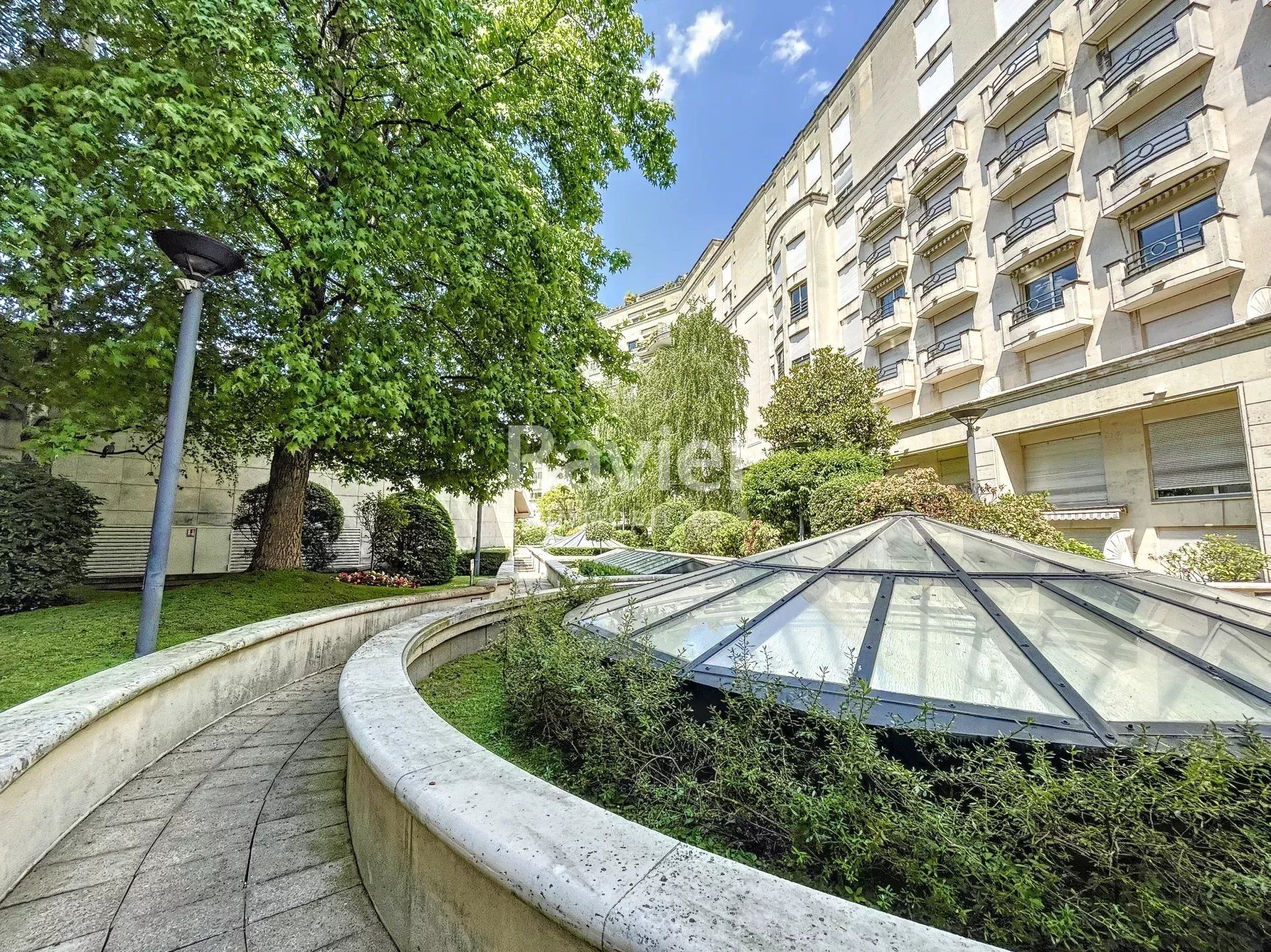 Condominium dans Neuilly-sur-Seine, Ile de France 11857339