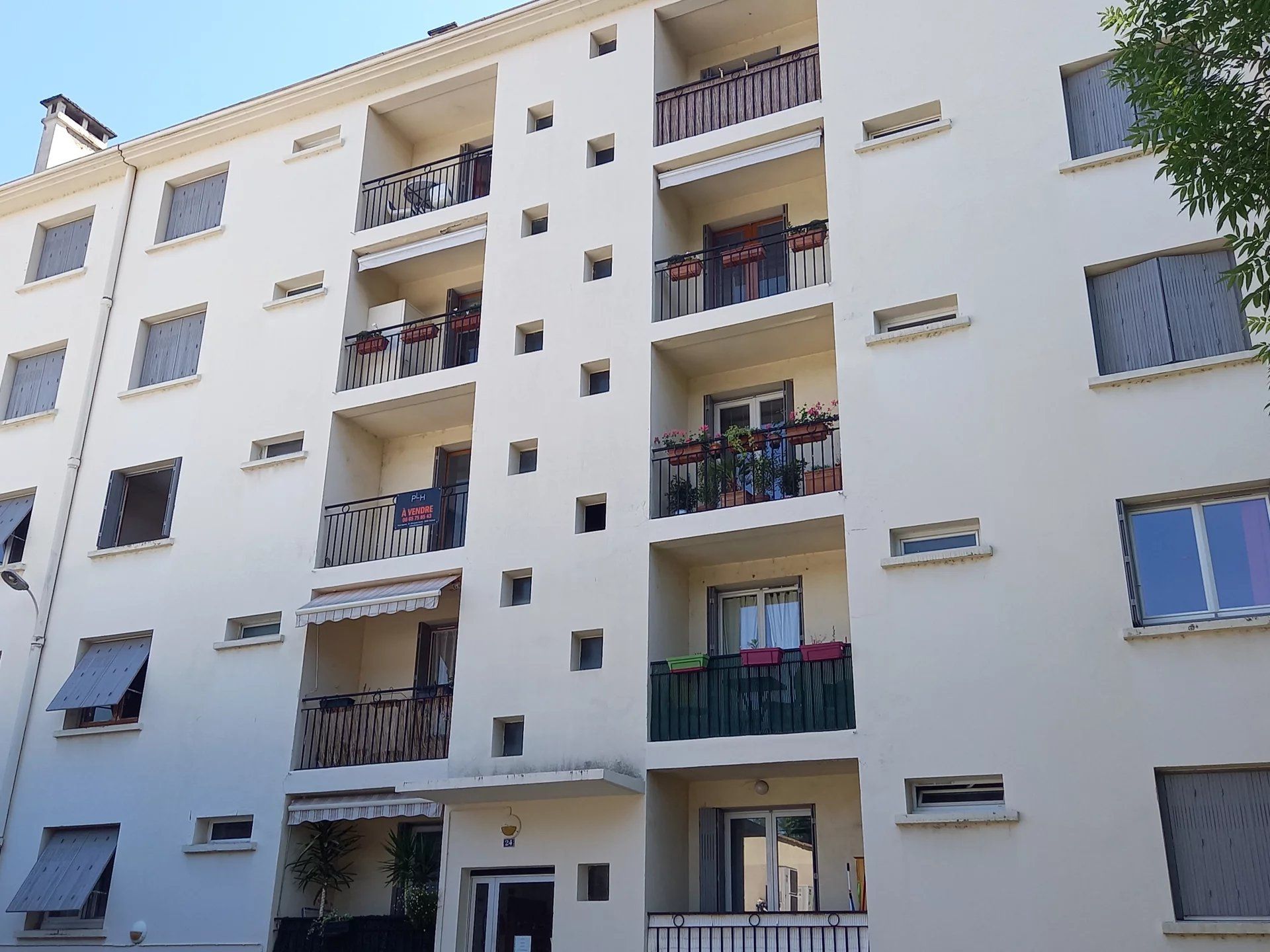 Condominio en Saint-Girons, Occitania 11857380