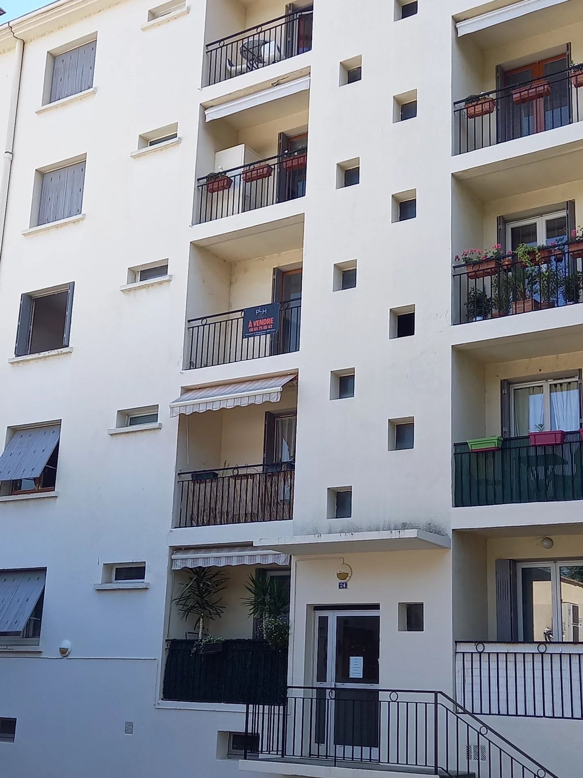 Condominium in Saint-Girons, Ariège 11857380