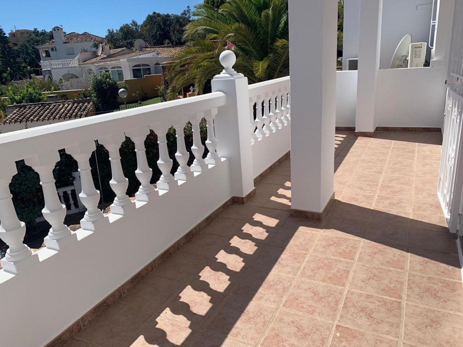 House in Sitio de Calahonda, Andalusia 11858457