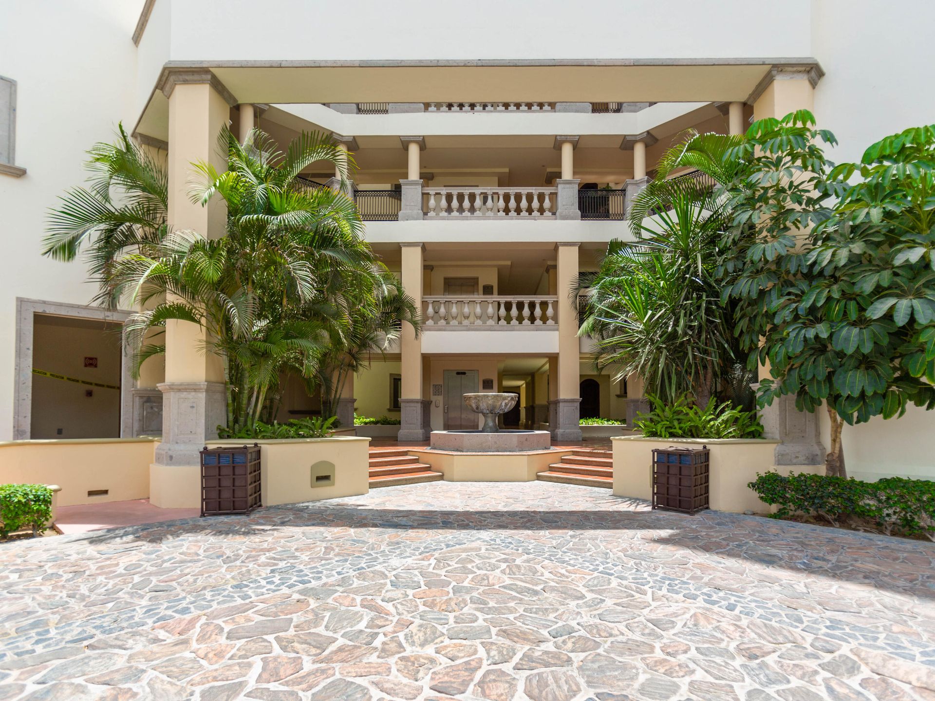 Condominio en Cabo San Lucas, Boulevard Paseo de la Marina 11861681