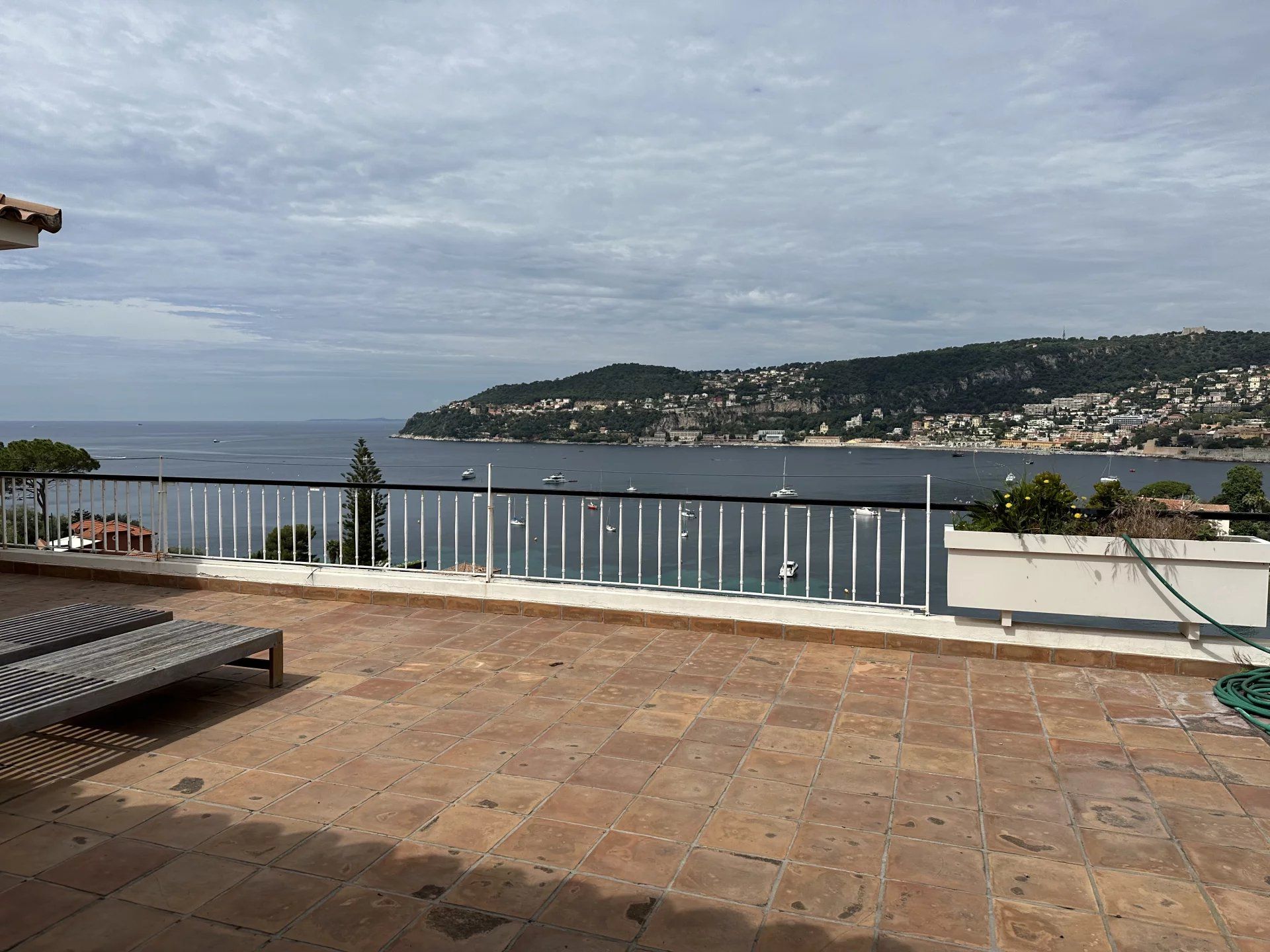 Condominium in Villefranche-sur-Mer, Provence-Alpes-Côte d'Azur 11862463