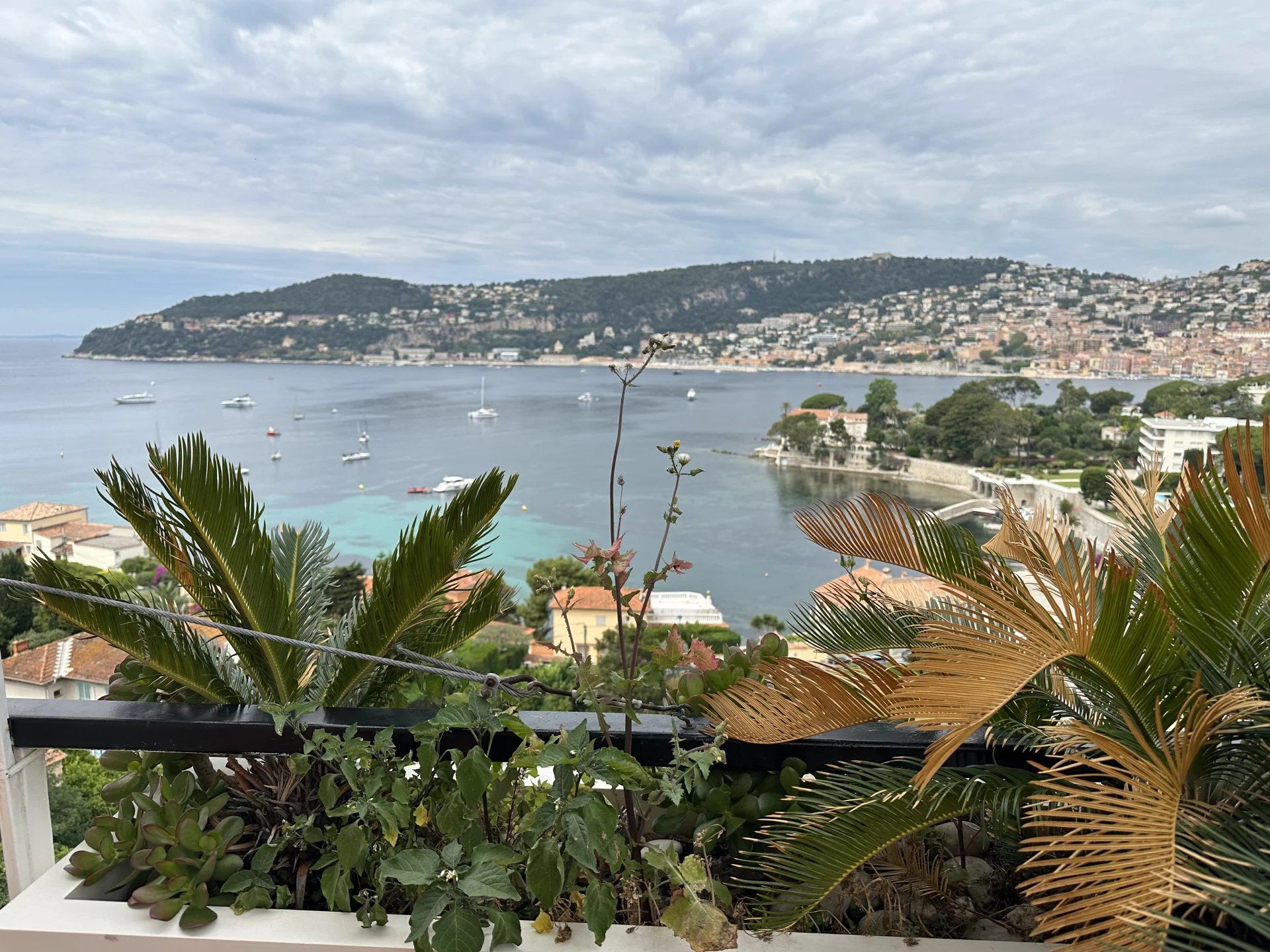 Condominio nel Villefranche-sur-Mer, Provence-Alpes-Côte d'Azur 11862463