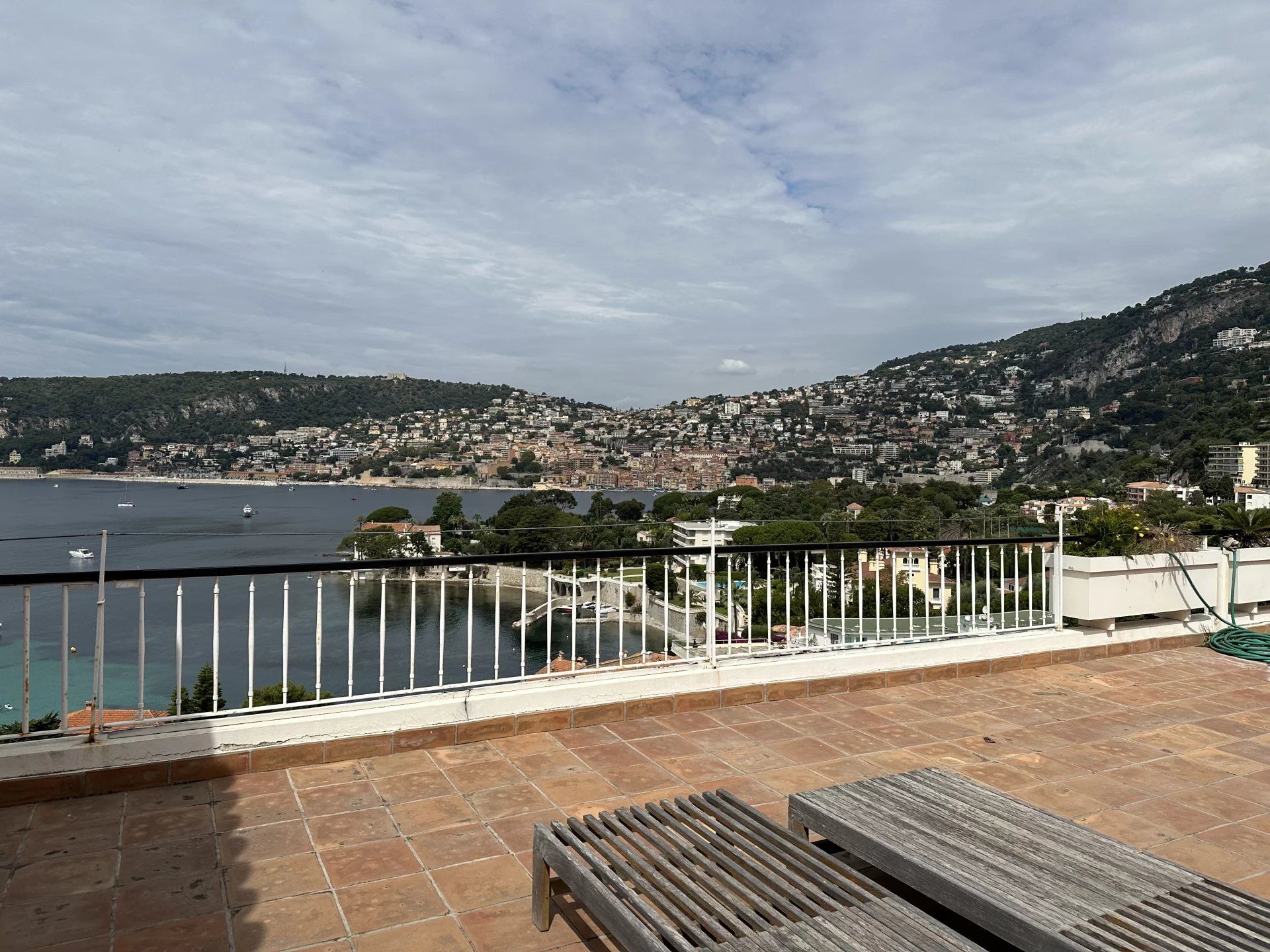 Condominium in Villefranche-sur-Mer, Provence-Alpes-Côte d'Azur 11862463