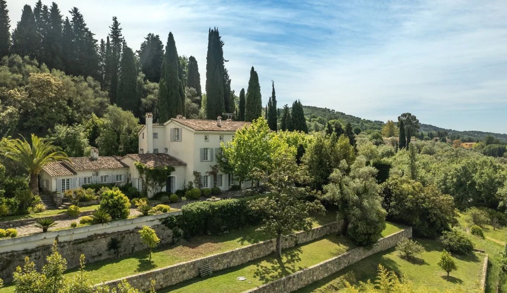 Hus i Grasse, Provence-Alpes-Côte d'Azur 11862736