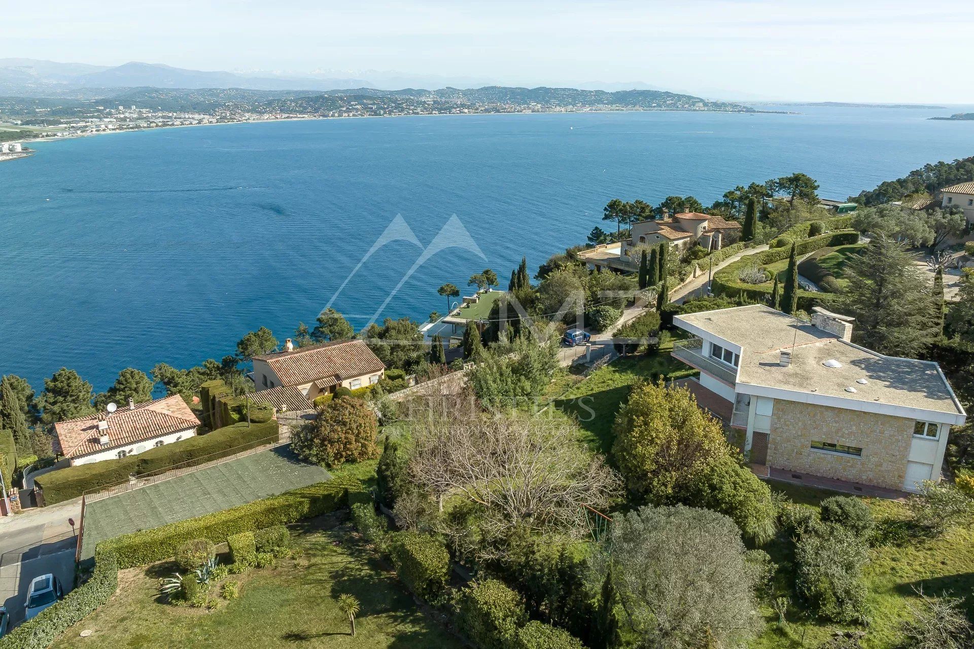 House in Theoule-sur-Mer, Provence-Alpes-Cote d'Azur 11863858