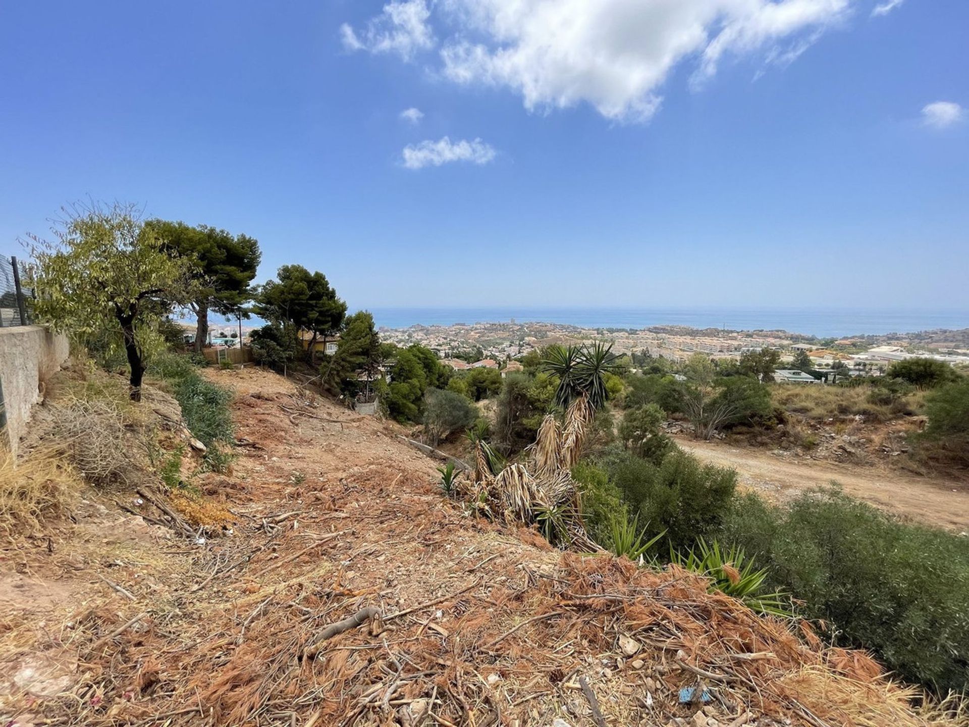 Terra no Benalmádena, Andalucía 11864387