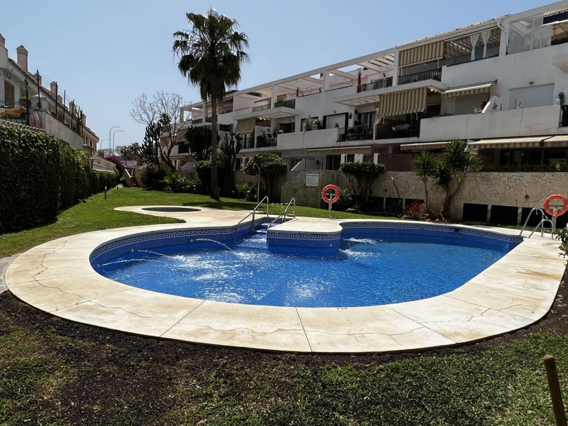 Condominio en , Andalusia 11865128