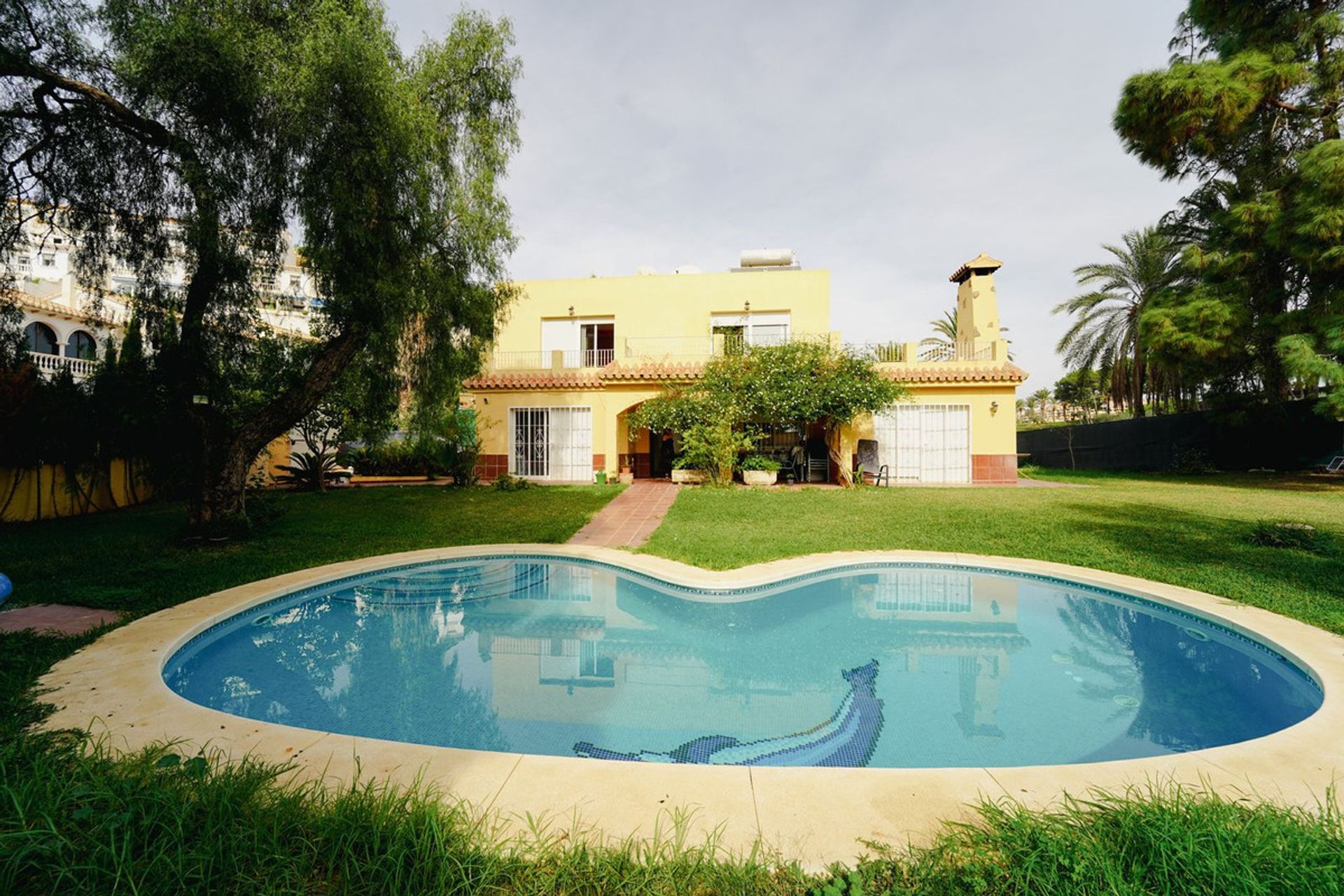 Casa nel Benalmádena, Andalusia 11865248