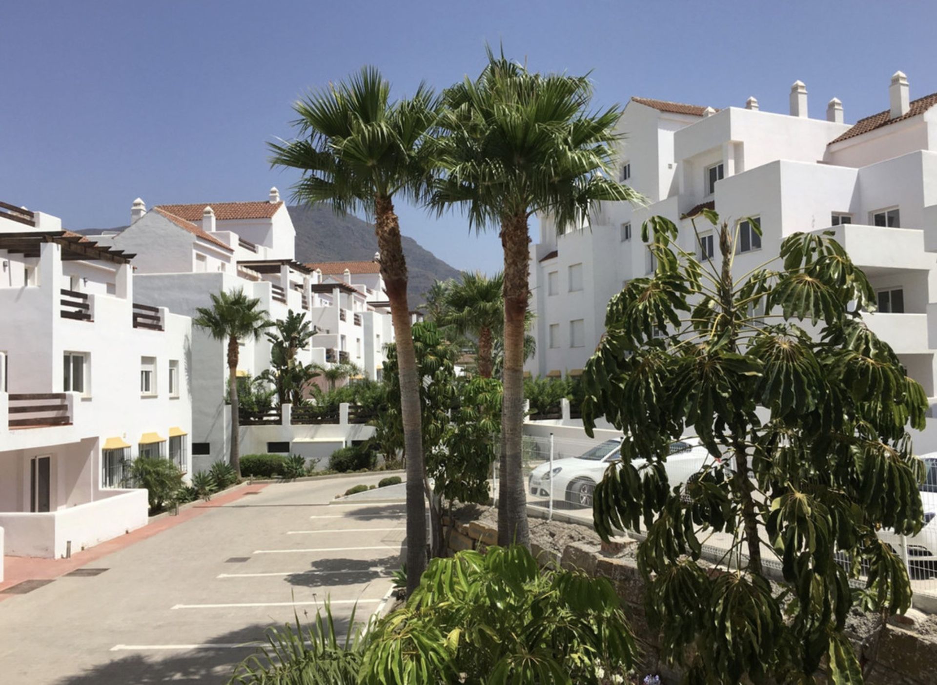 Eigentumswohnung im Estepona, Andalusien 11865258