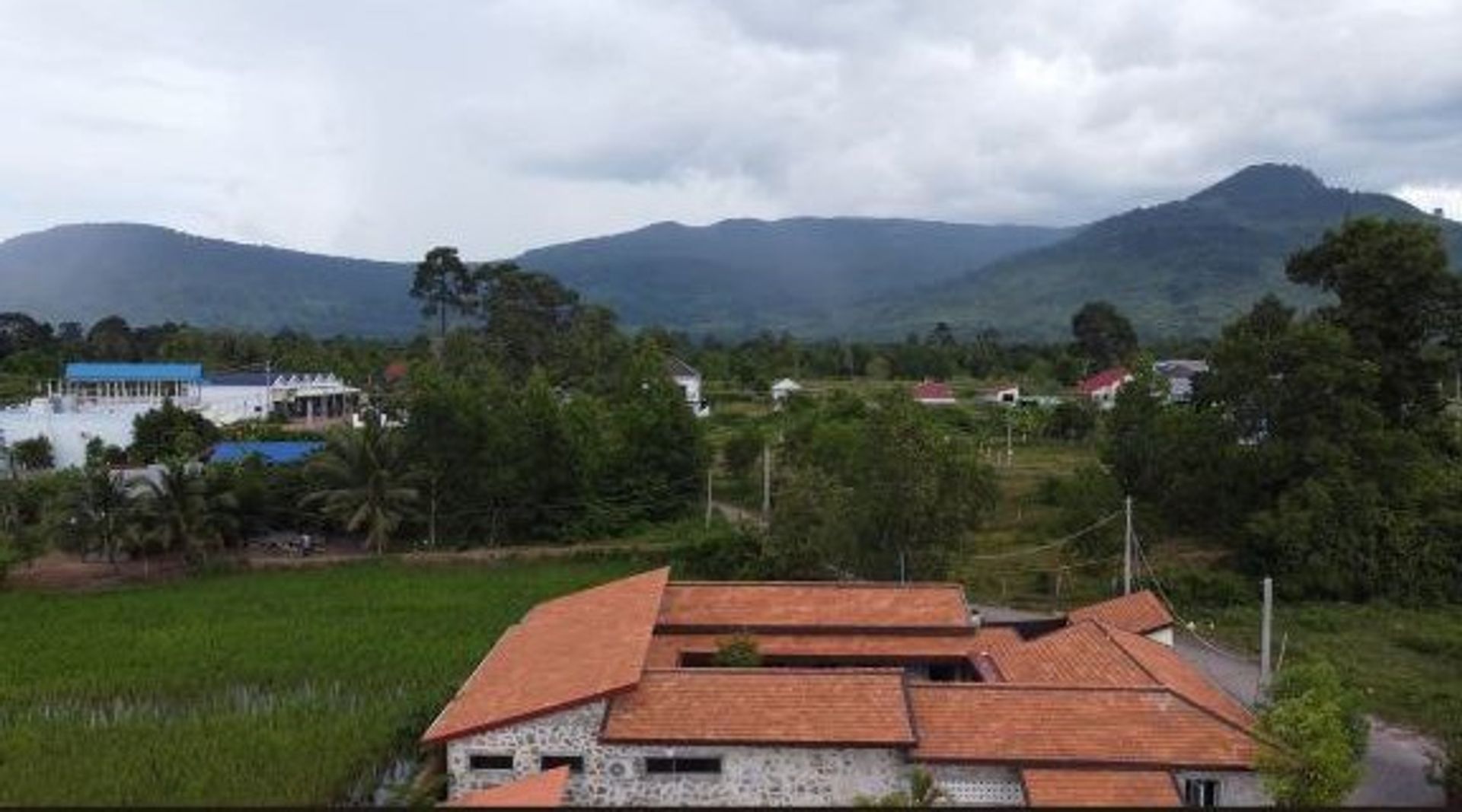 жилой дом в , Kampot Province 11865625