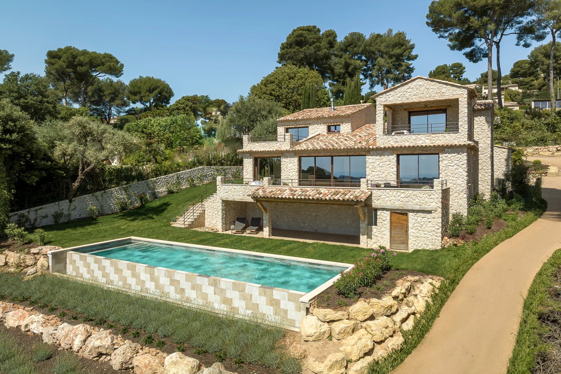 casa en San Pablo de Vence, Provenza-Alpes-Costa Azul 11867139