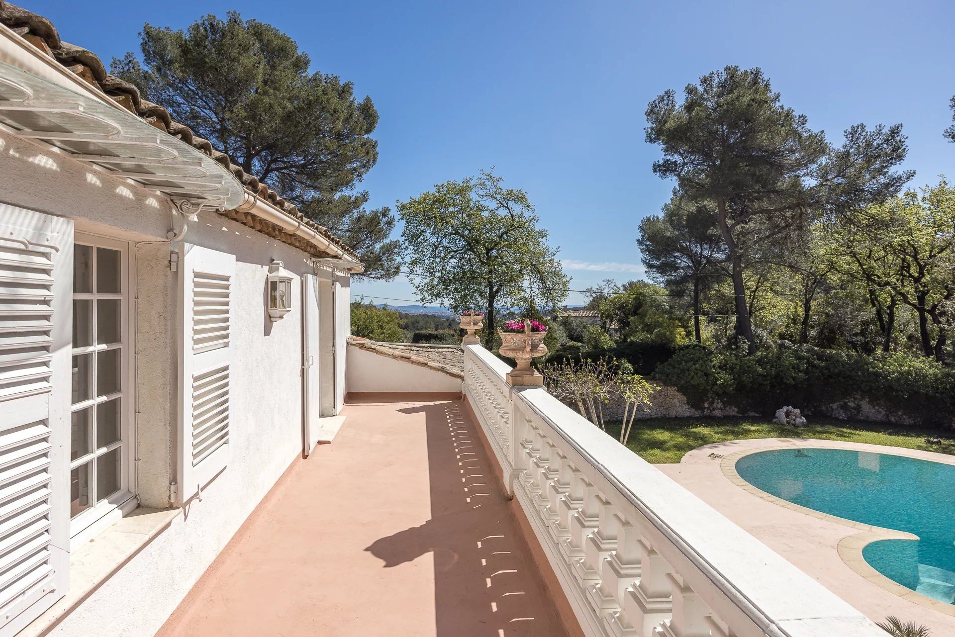 Hus i Roquefort-les-Pins, Provence-Alpes-Côte d'Azur 11867146