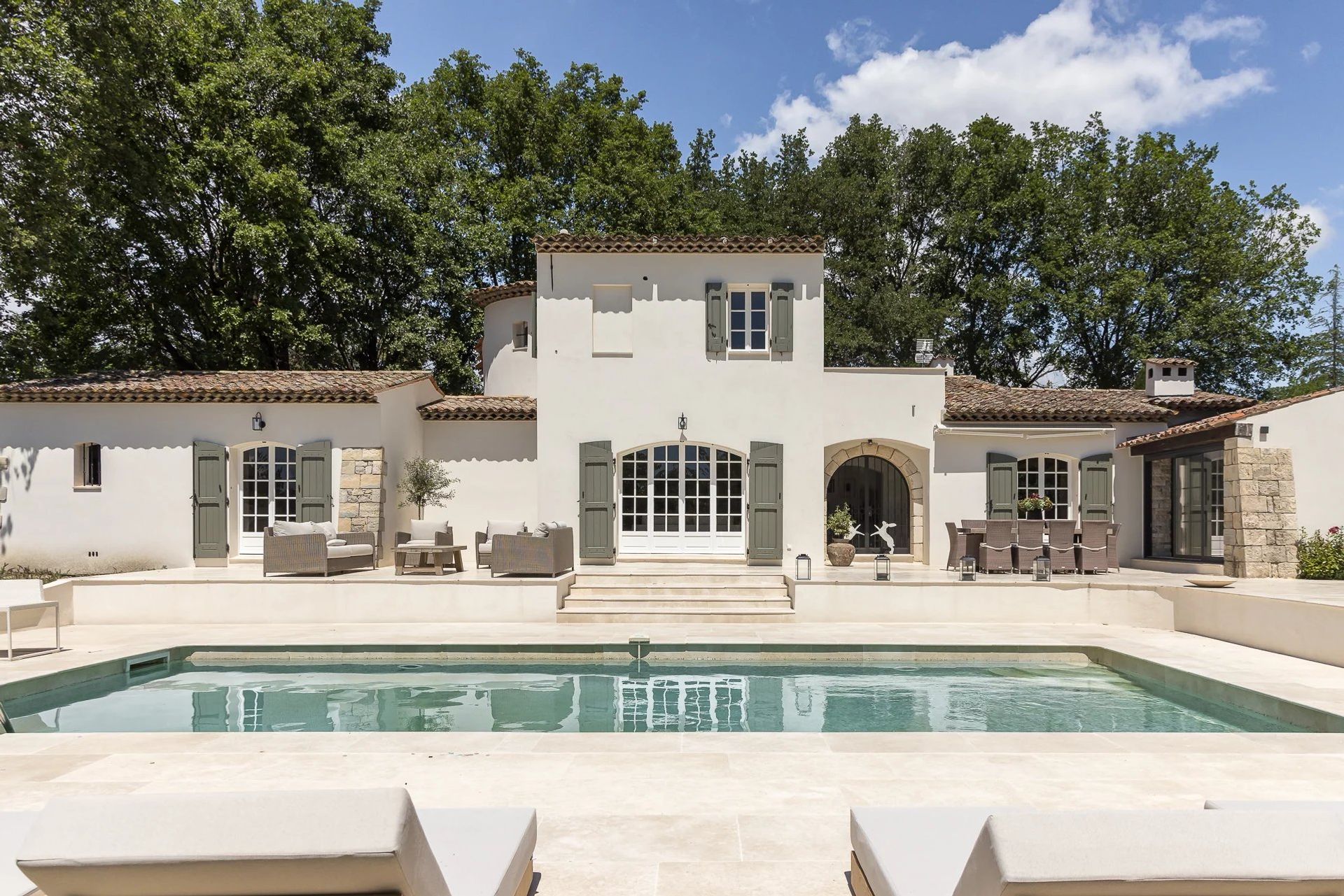 rumah dalam Châteauneuf-Grasse, Provence-Alpes-Côte d'Azur 11867149