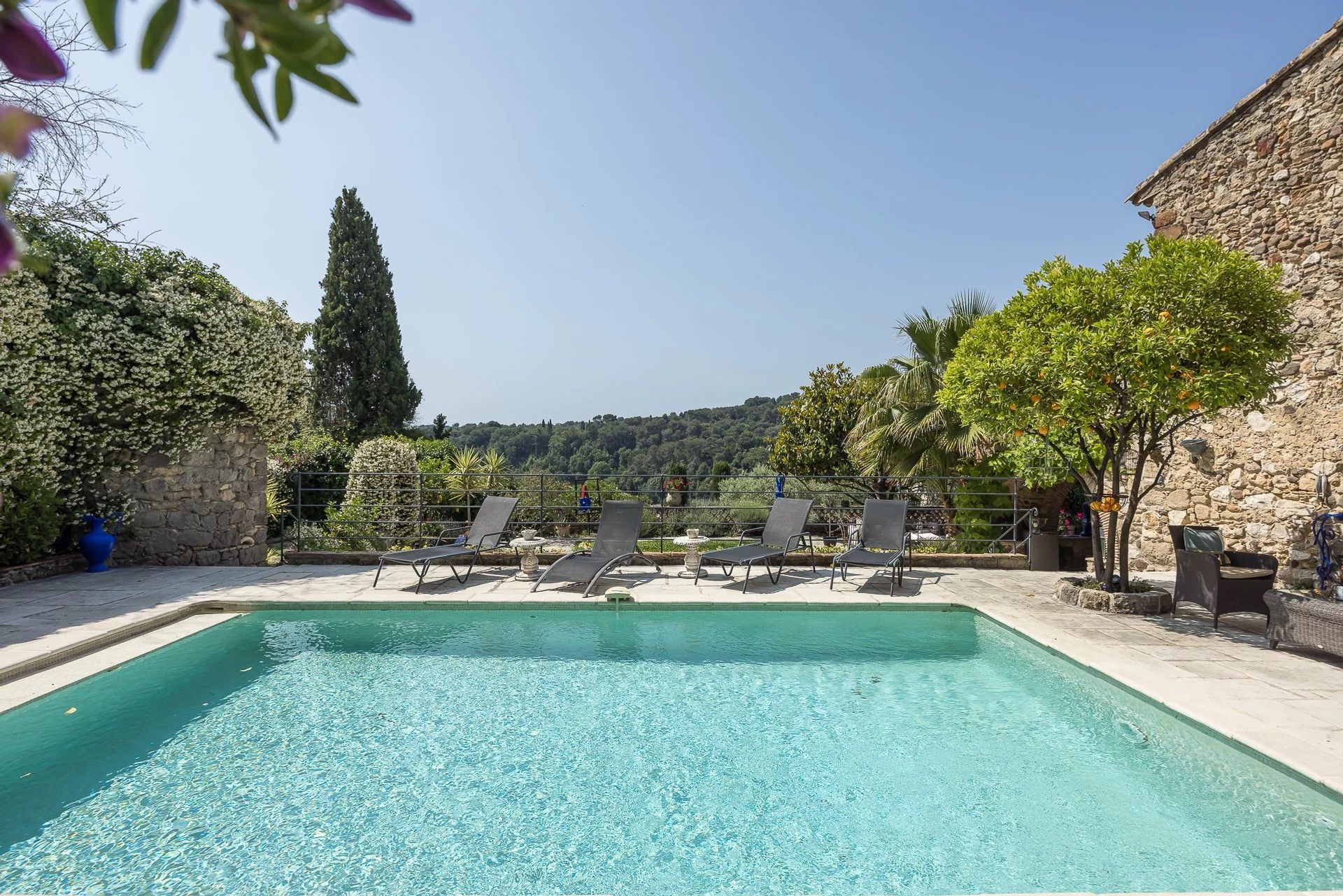 rumah dalam Biot, Provence-Alpes-Côte d'Azur 11867150