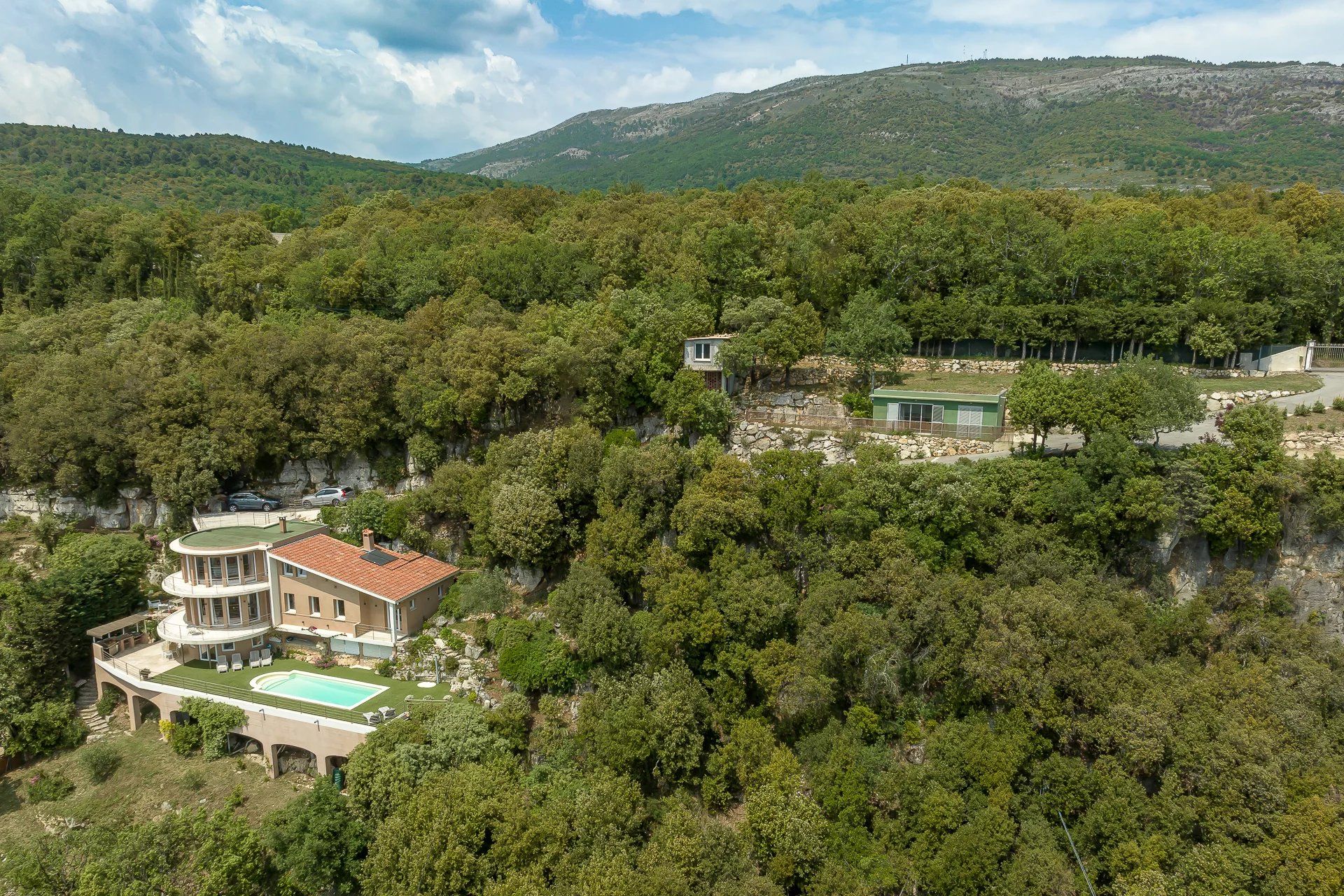 жилой дом в Cabris, Provence-Alpes-Côte d'Azur 11867154