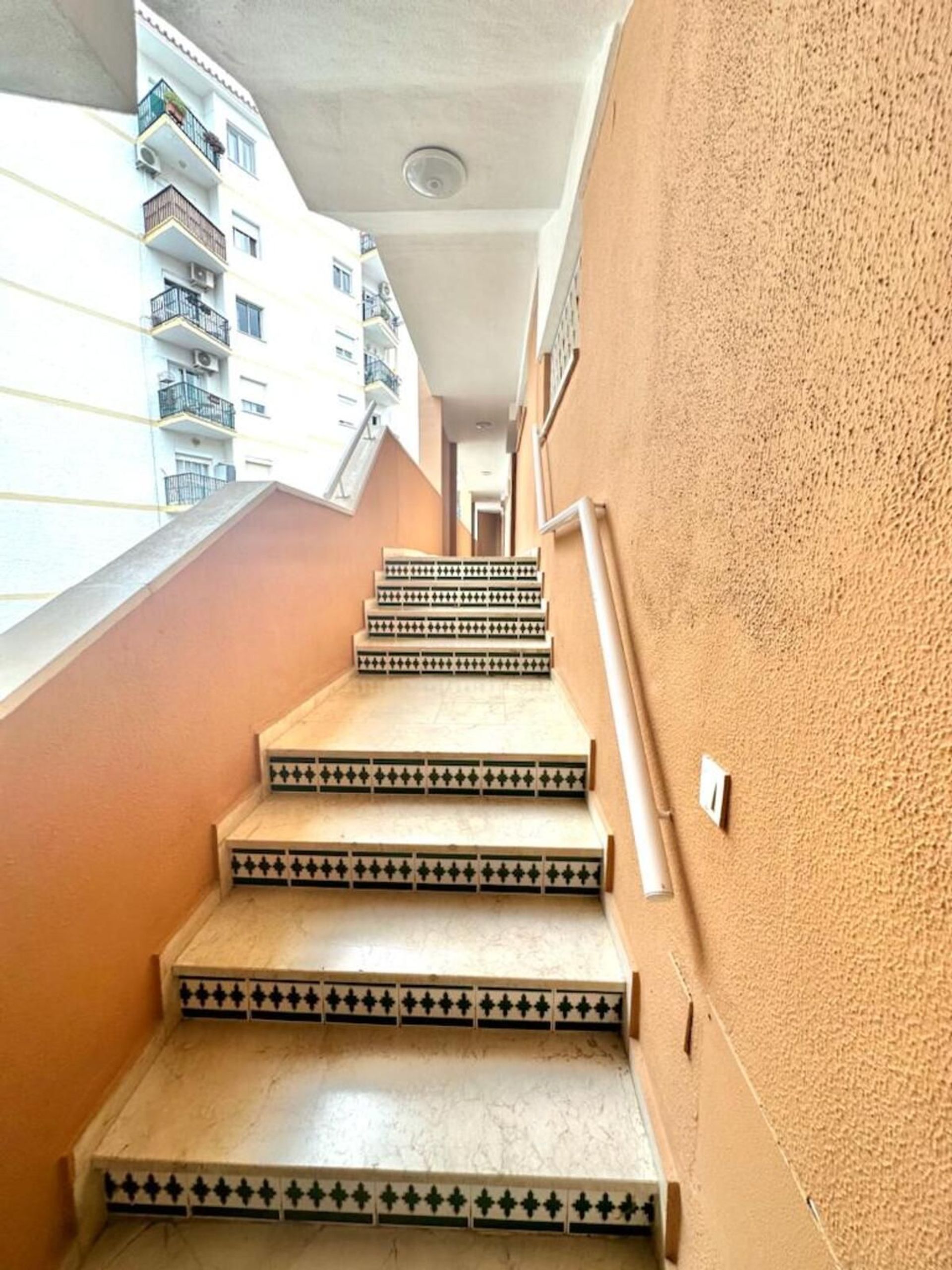 Condominium in Benalmádena, Andalucía 11867236