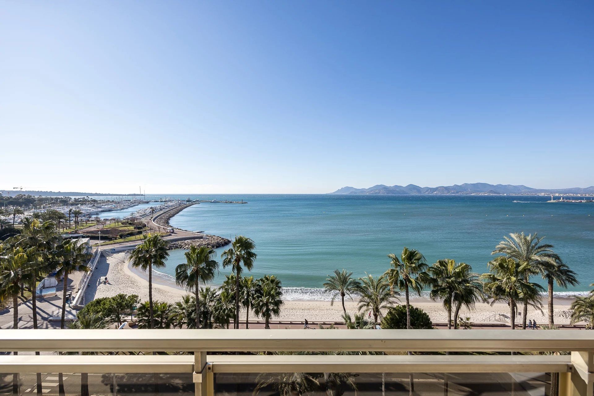 Condominio nel Cannes,  11867237