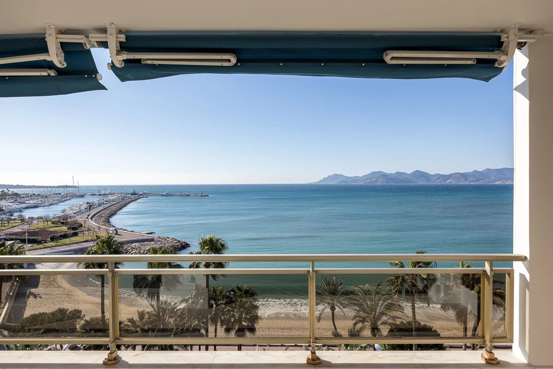 Condominio nel Cannes,  11867237