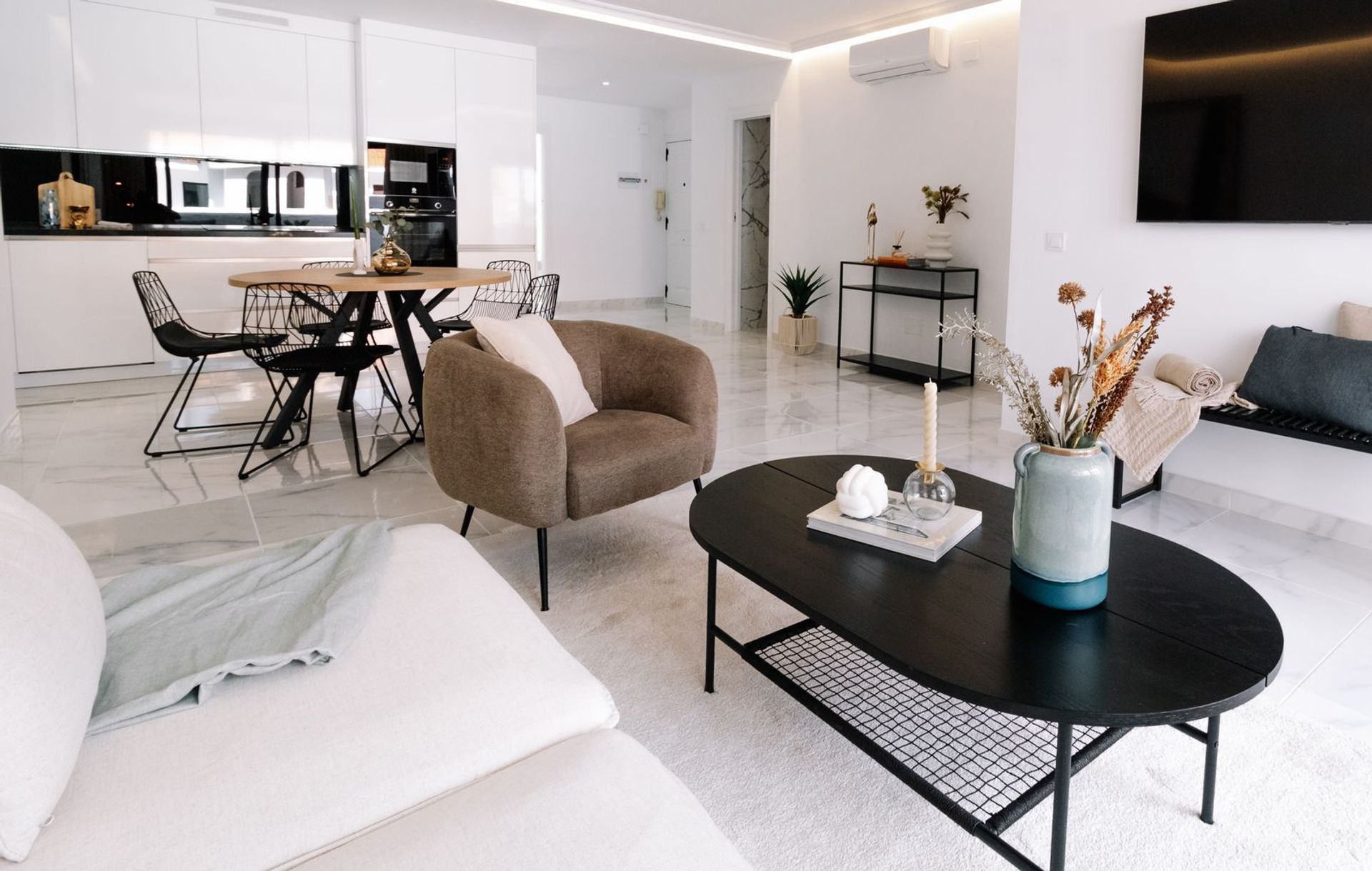 Condominium dans Villanueva de San Juan, Andalousie 11867255