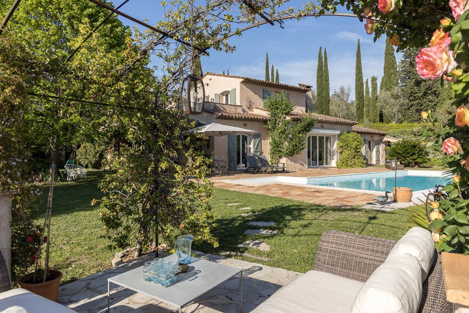 жилой дом в Grasse, Provence-Alpes-Côte d'Azur 11867364