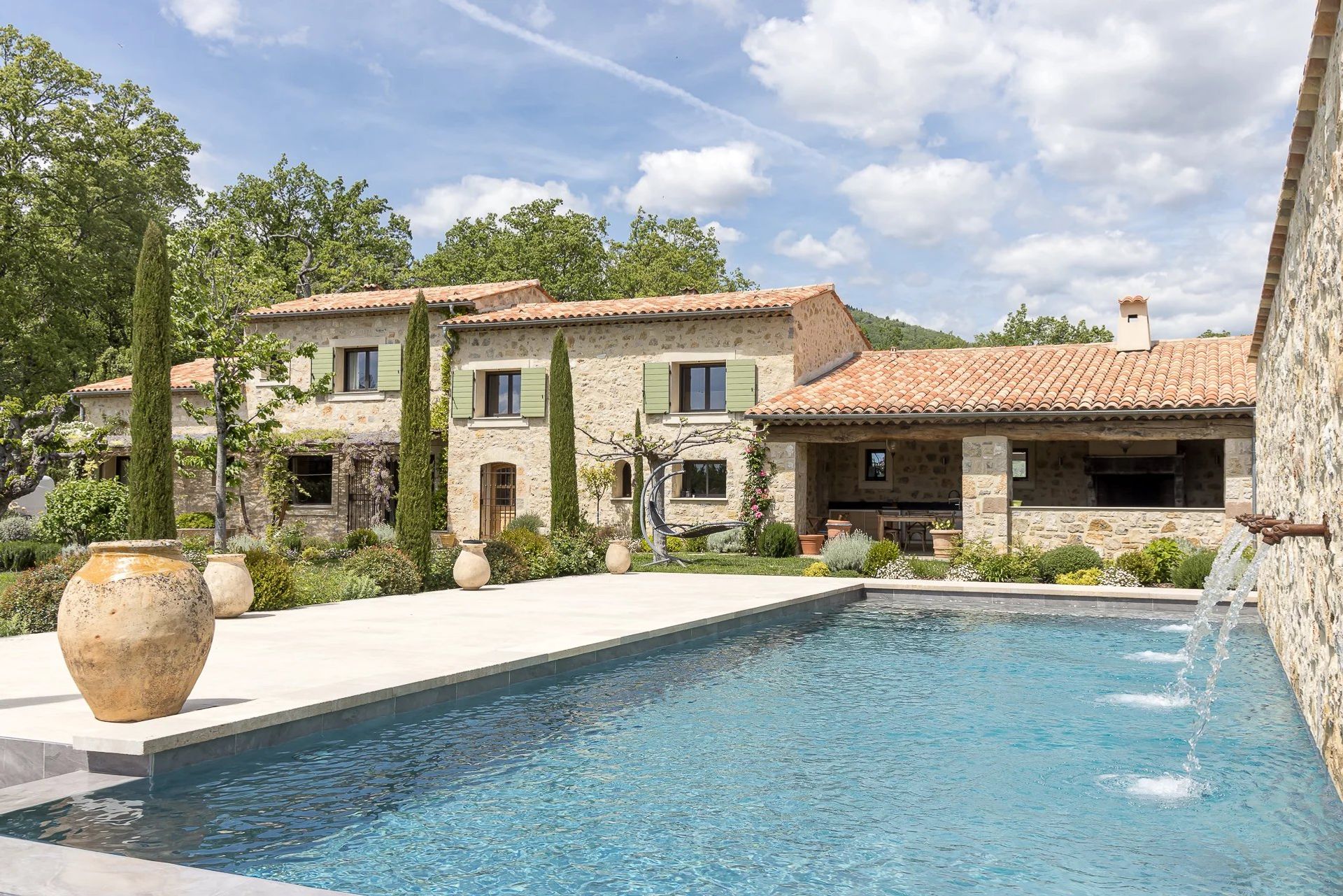 rumah dalam Fayence, Provence-Alpes-Cote d'Azur 11867371