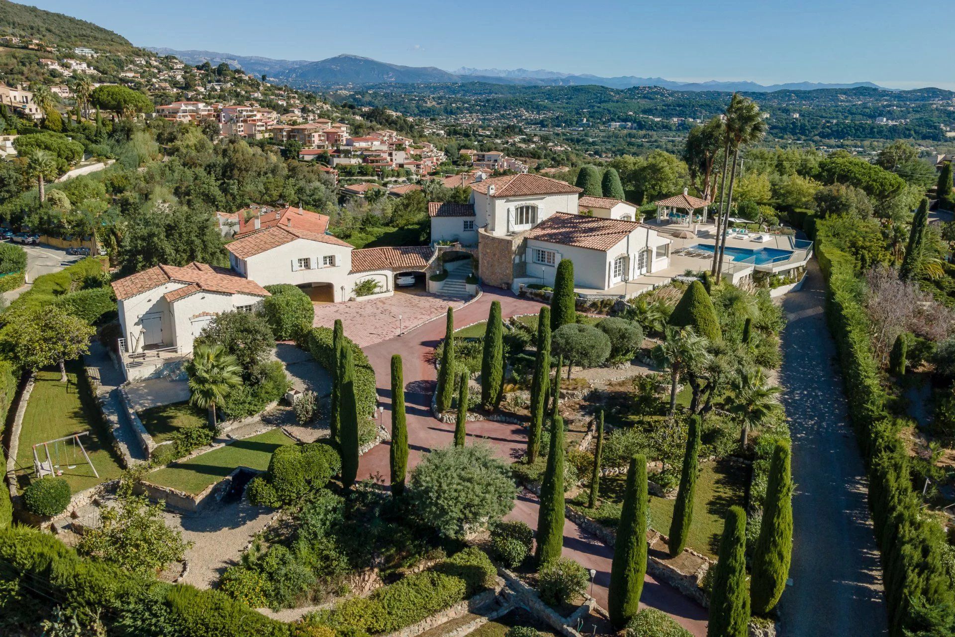 Casa nel Mandelieu-la-Napoule, Provence-Alpes-Cote d'Azur 11867420