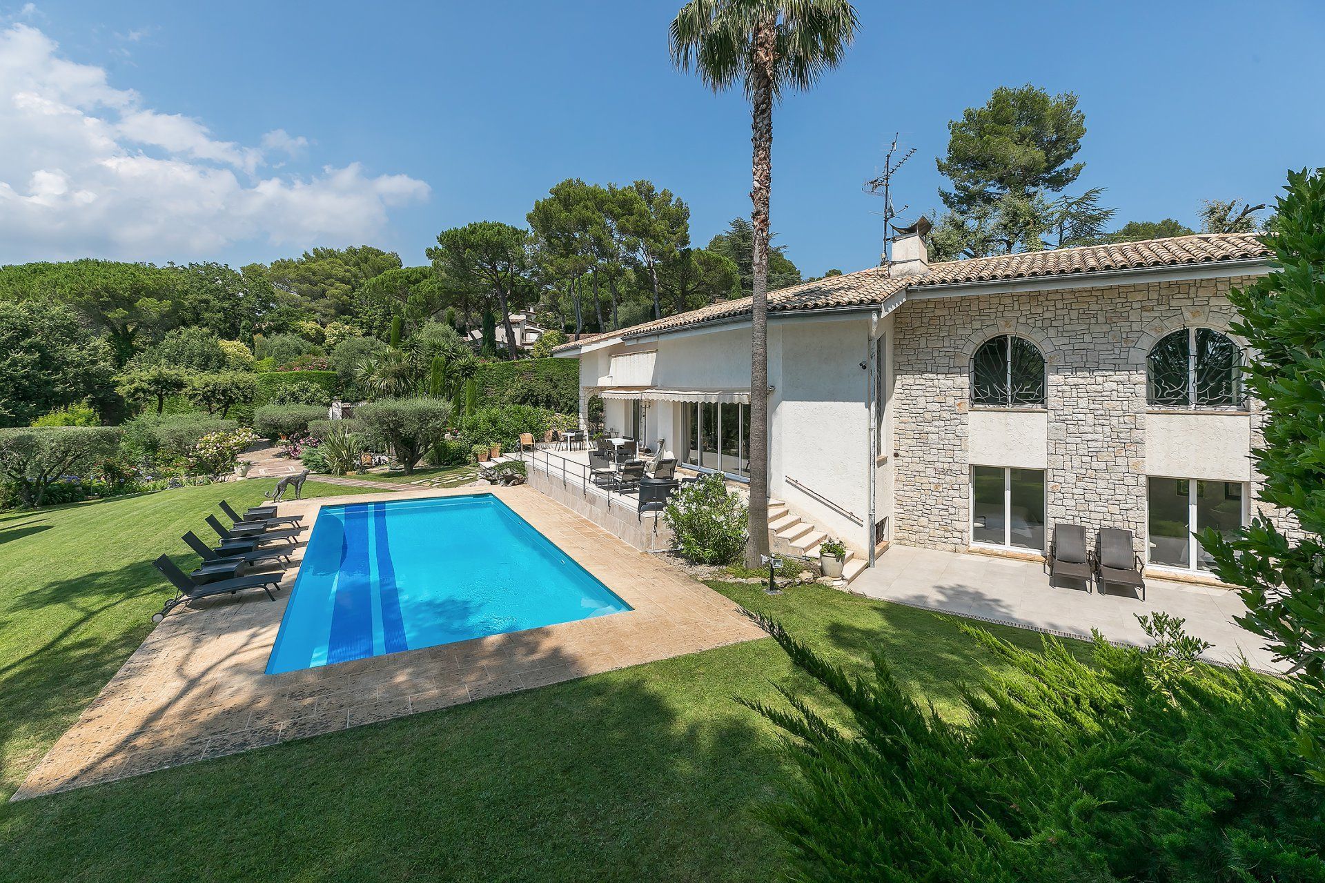 Dom w Mougins, Provence-Alpes-Côte d'Azur 11867438