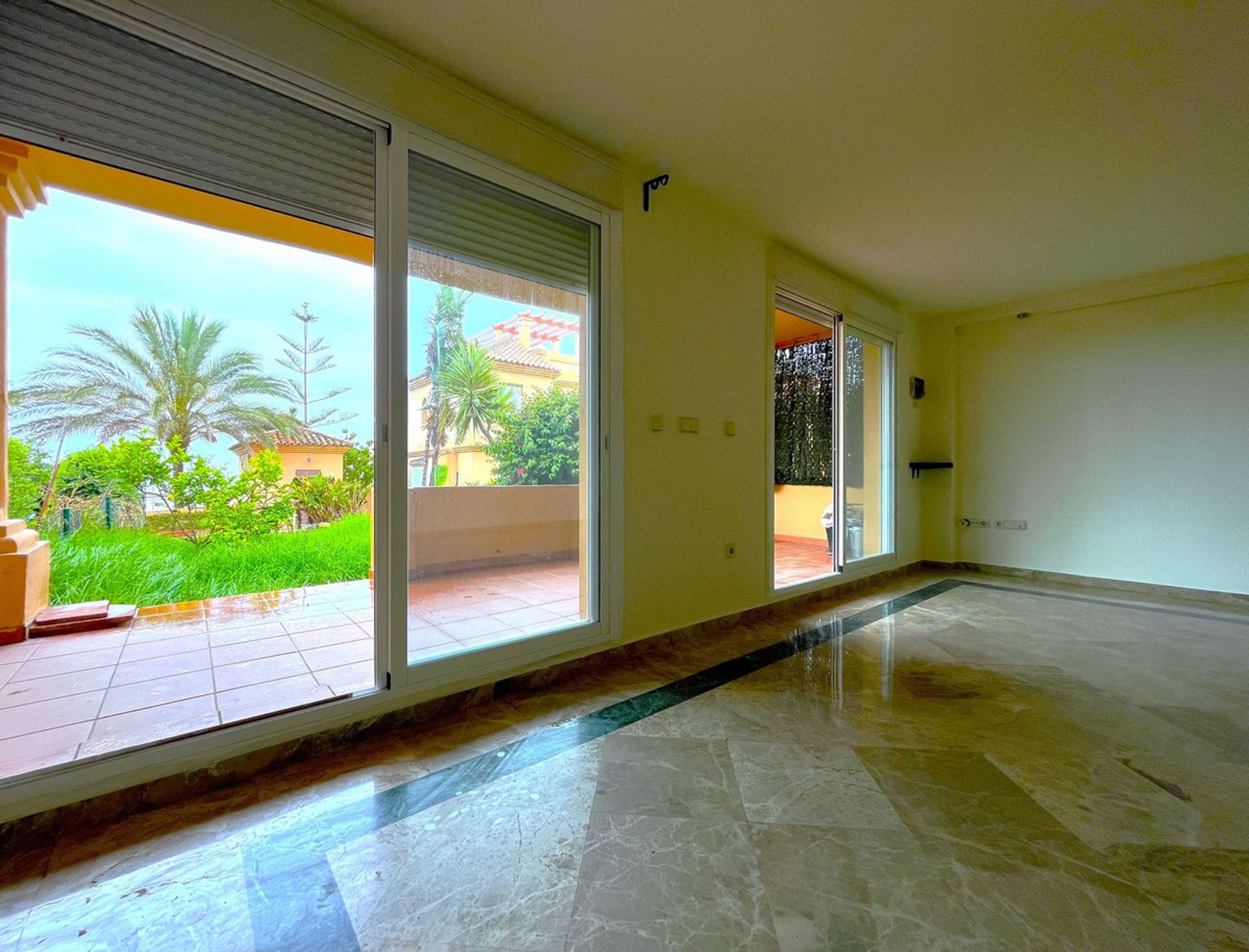 House in Estepona, Andalucía 11868775