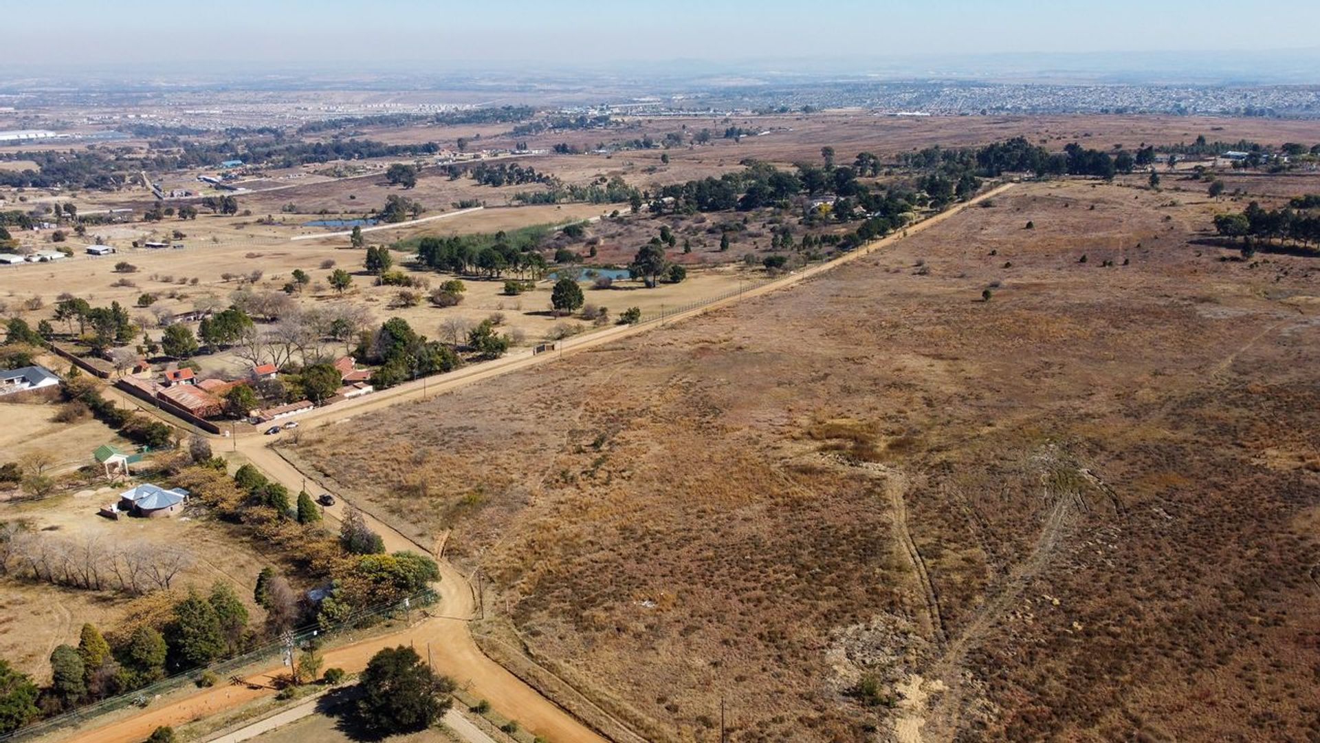 Земля в Diepsloot, Gauteng 11871516