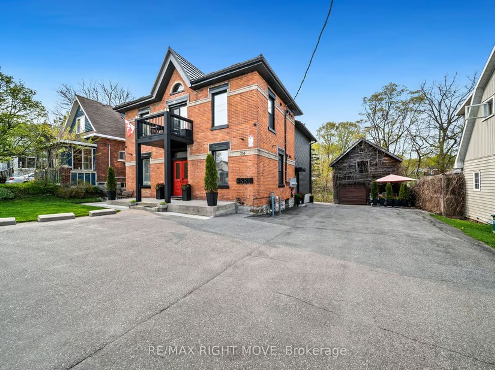 rumah dalam Orillia, 214 Mississaga Street West 11871626