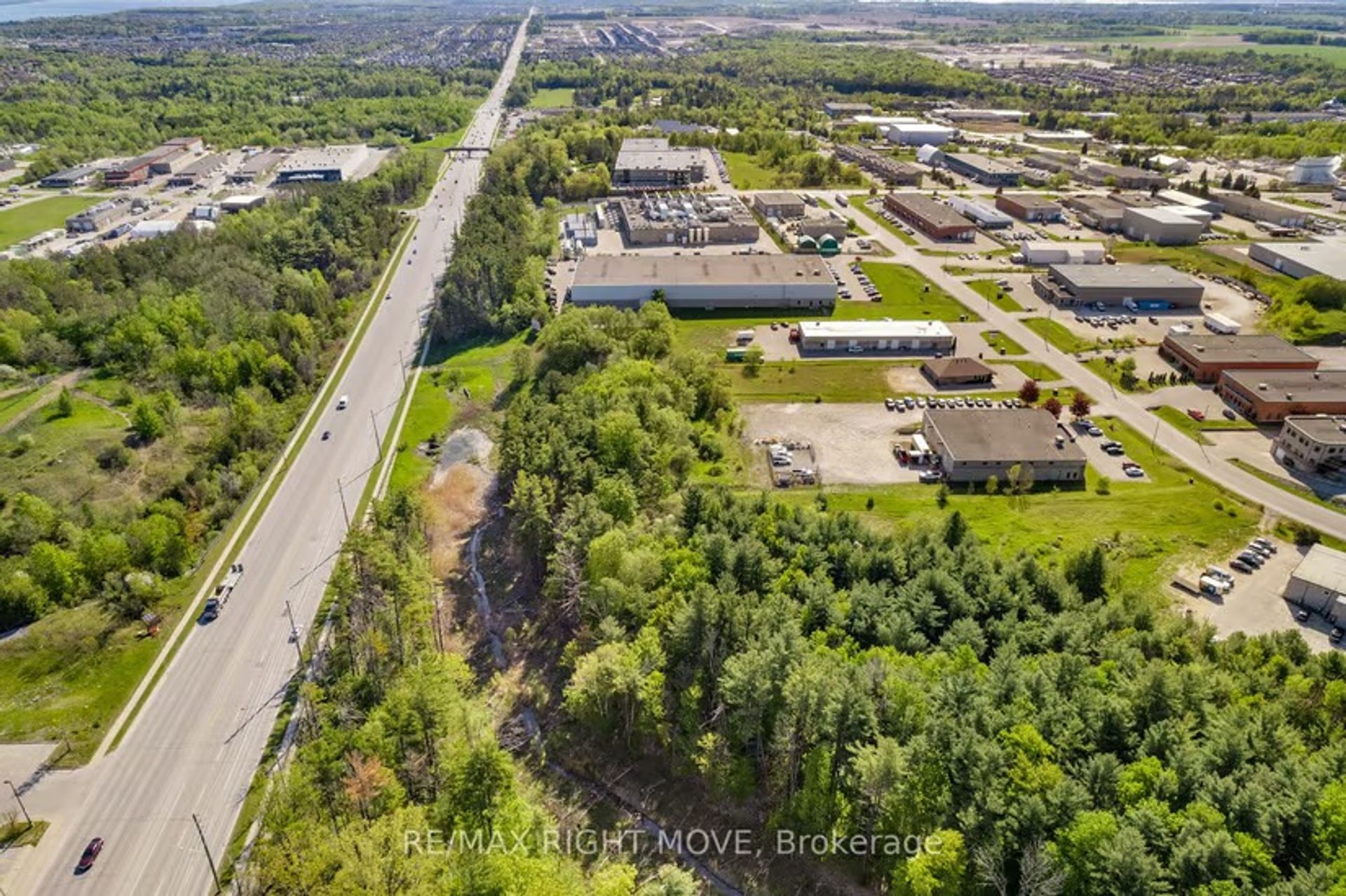 Land in Barrie, 44 Hooper Road 11871627