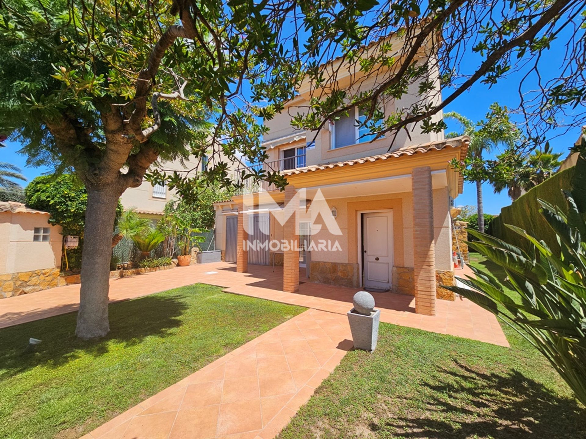 House in La Eliana, Valencia 11873472